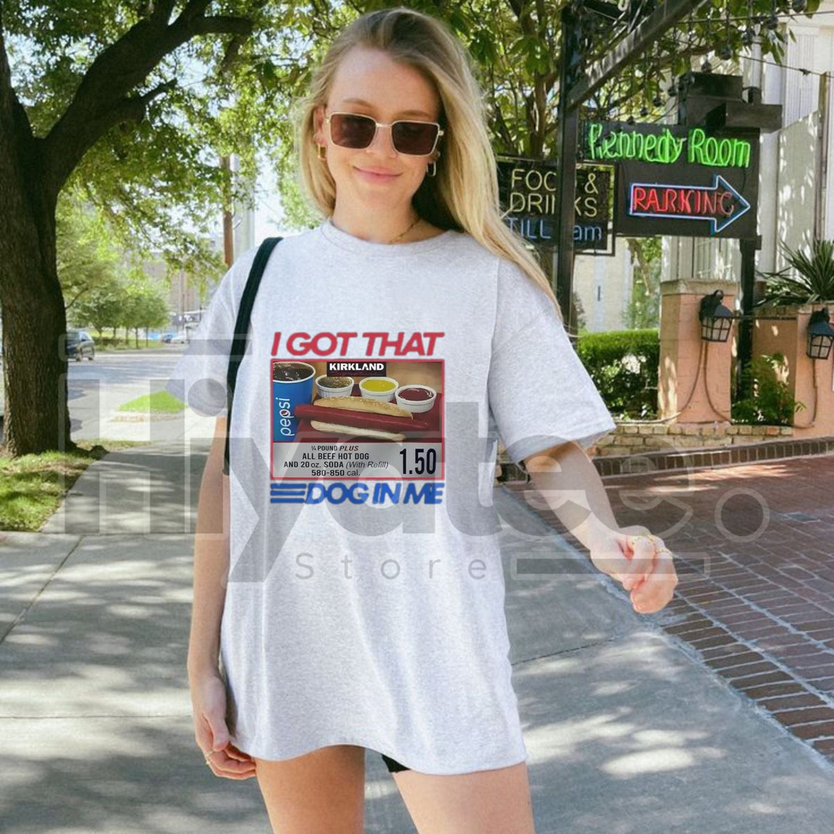 "I Got That Dog In Me" Hot Dog 1.50 T-Shirt – Funny 4th Of July Patriotic Tee