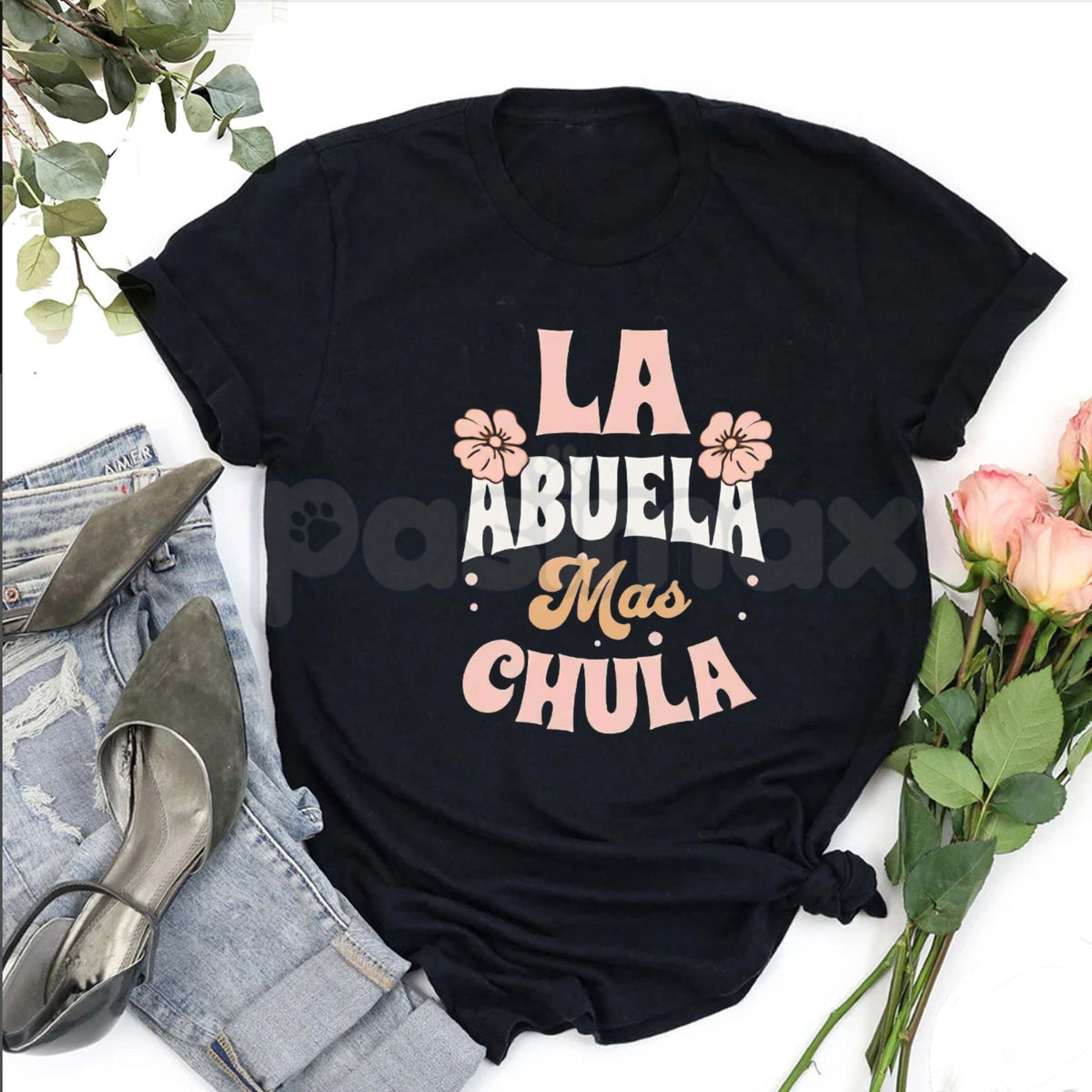 "La Abuela Más Chula" Spanish Graphic Tee – Premium 100% Cotton Grandmother Gift, Cute Floral Abuela Portrait Shirt, Soft Lived-In Heavyweight Latina Fashion, Made in USA