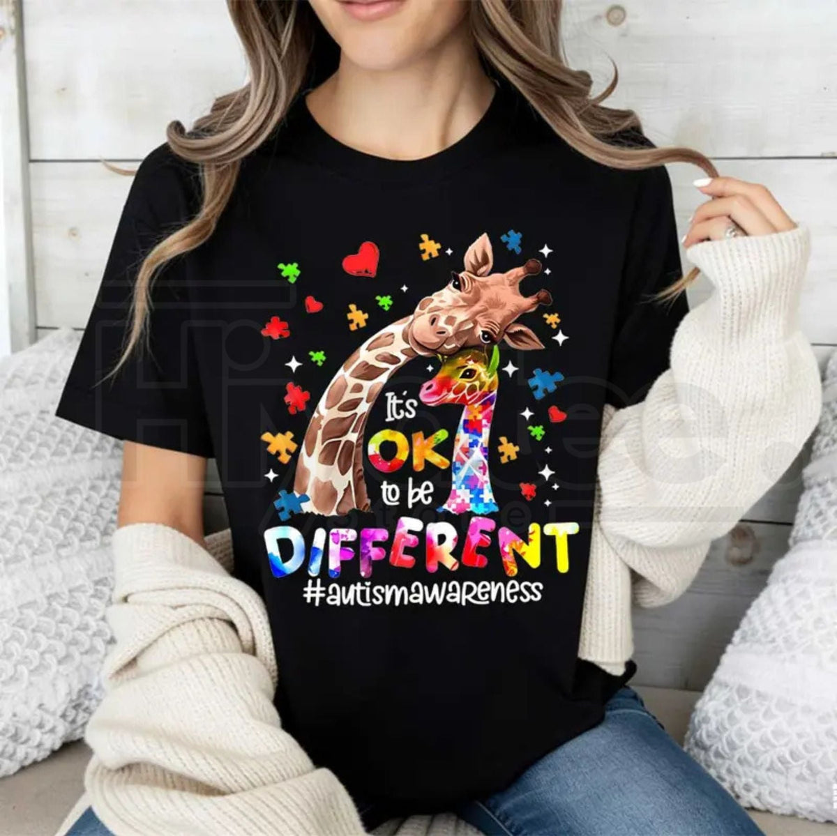 "Ok To Be Different" Giraffe – Autism Awareness Puzzle Hearts Women's Top