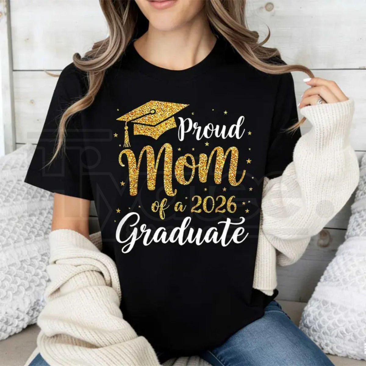 "Mom Of A 2026 Graduate" Graduation Cap – Proud Mother Celebration Crewneck