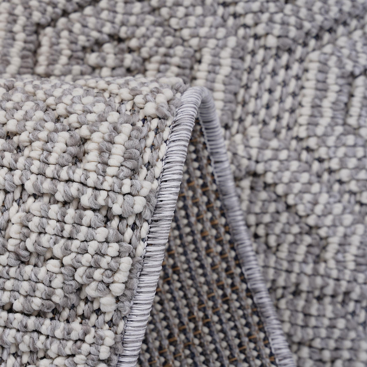 NAAR Guros Collection 8X10 White / Geometric Indoor / Outdoor Area Rug