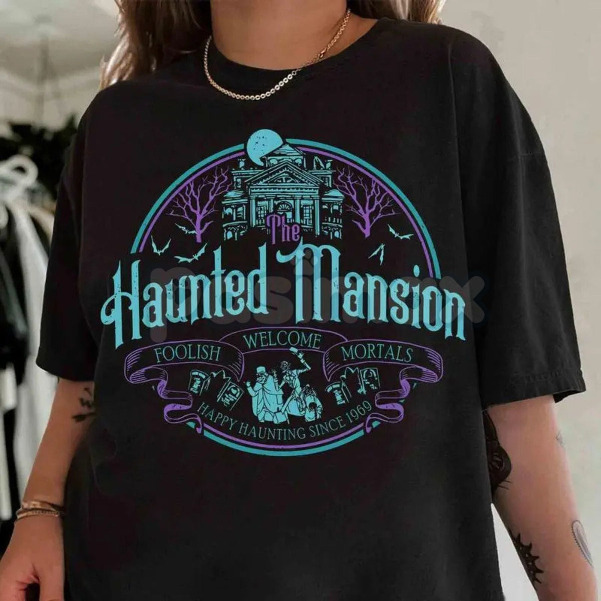 Vintage Haunted Mansion Hitchhiking Ghosts T-Shirt - Retro Halloween "Welcome Foolish Mortals" Tee, Premium 100% Cotton Disney Vacation Top, Funny Spooky Family Trip Shirt, Classic 999 Happy Haunts Graphic, Soft Lived-In Heavyweight Theme Park Apparel