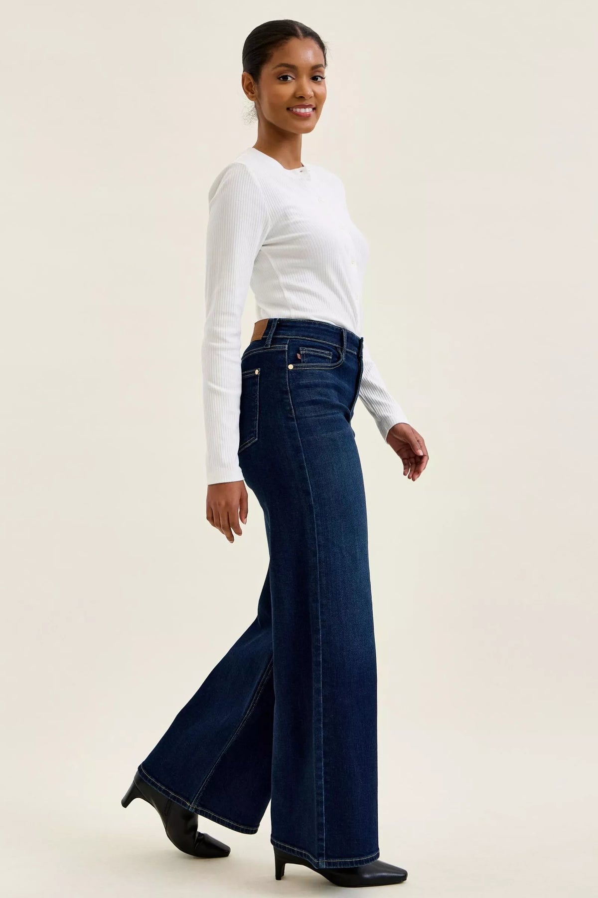 Judy Blue High-Waisted Wide-Leg Dark Wash Jeans