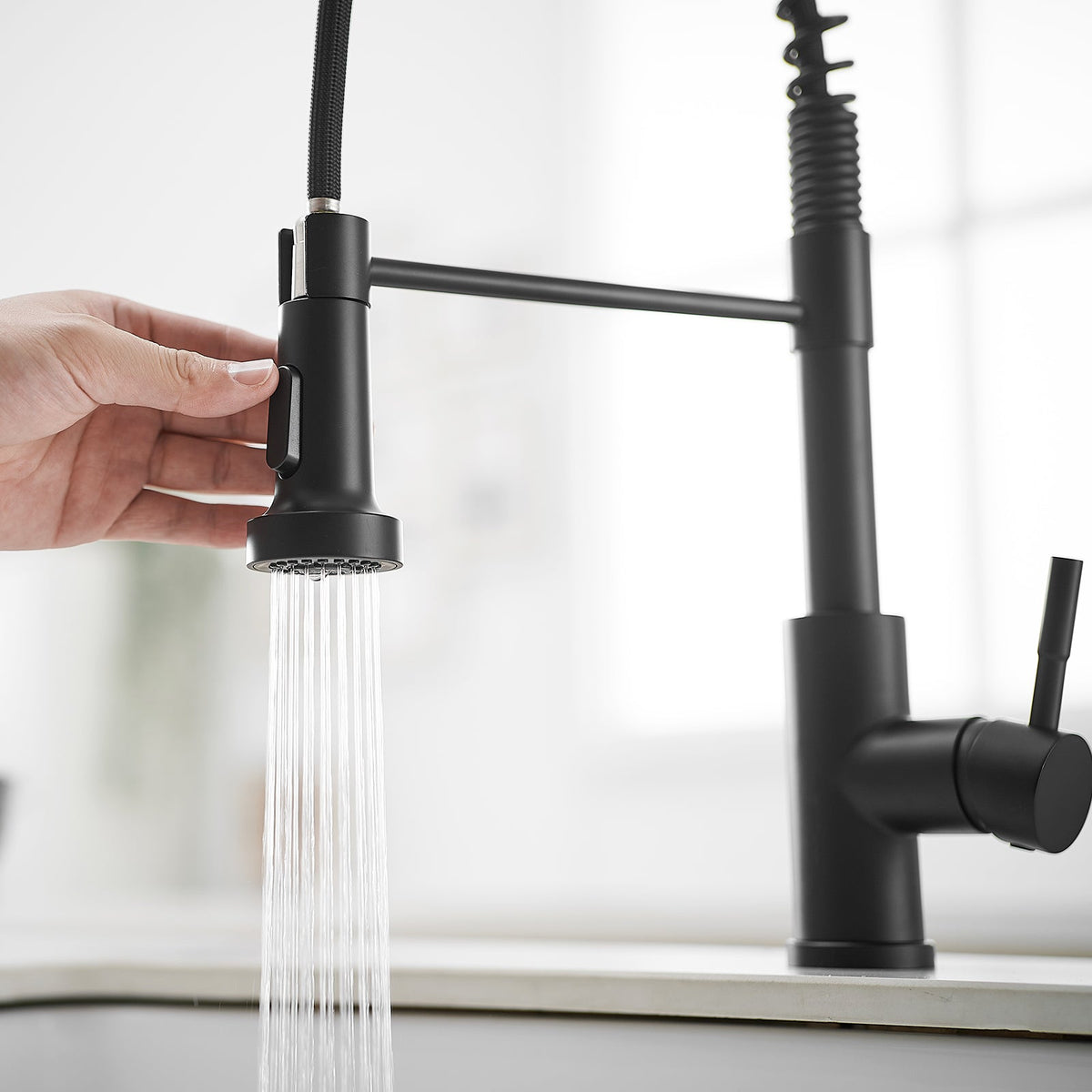Kitchen Faucet with Pull Down Sprayer Black Stainless Steel Single Handle Pull Out Spring Sink Faucets