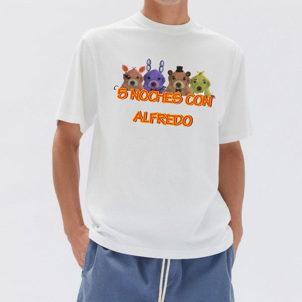 "5 Noches Con Alfredo" T-Shirt - Retro Horror Gaming Tee, Five Nights At Freddy's Inspired Apparel