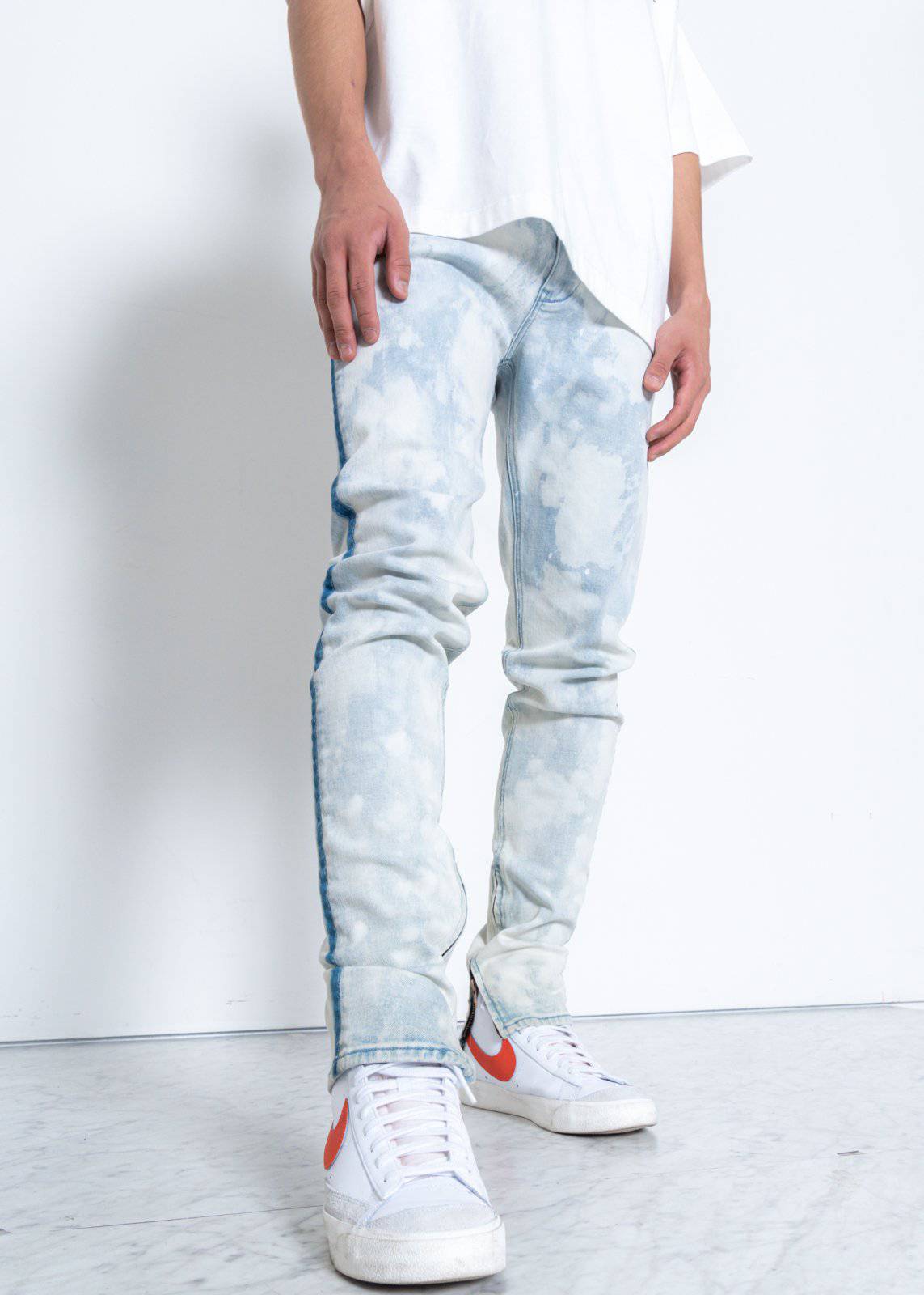 Konus Men's Cloud Washed Slim Fit Denim