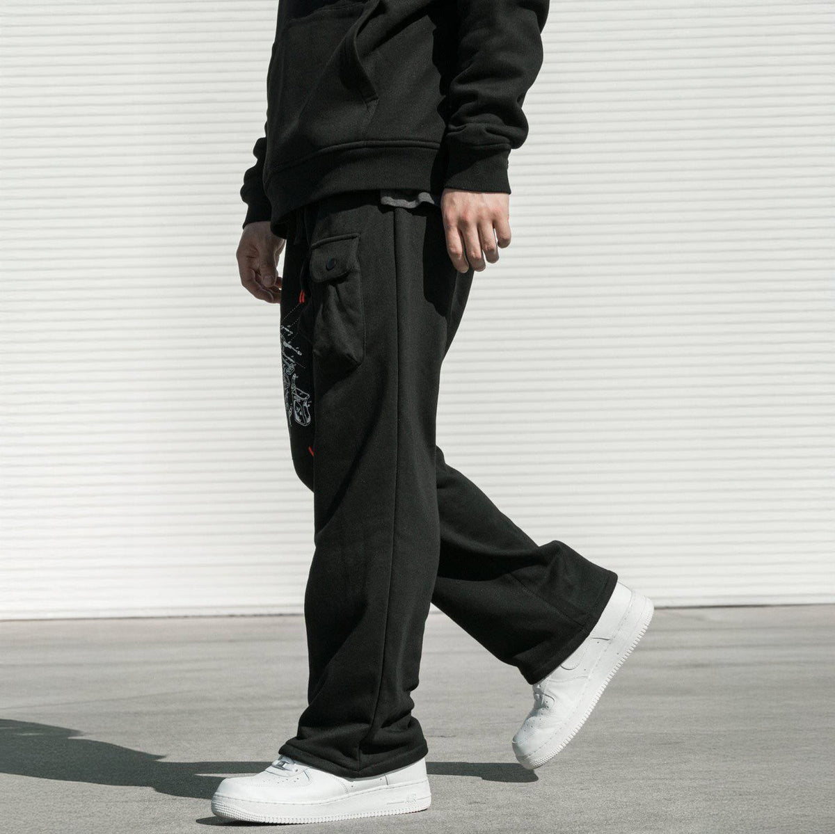 Konus Men's Wide Print Patch French Terry Sweatpants in Black