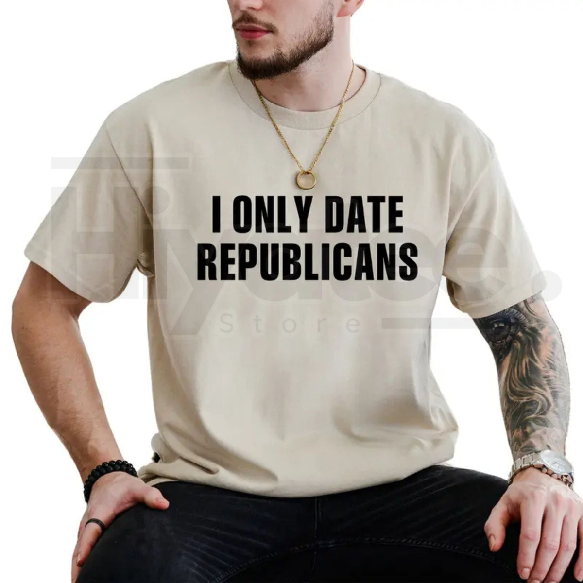 "I Only Date Republicans" – Funny Political Sarcastic Graphic Top