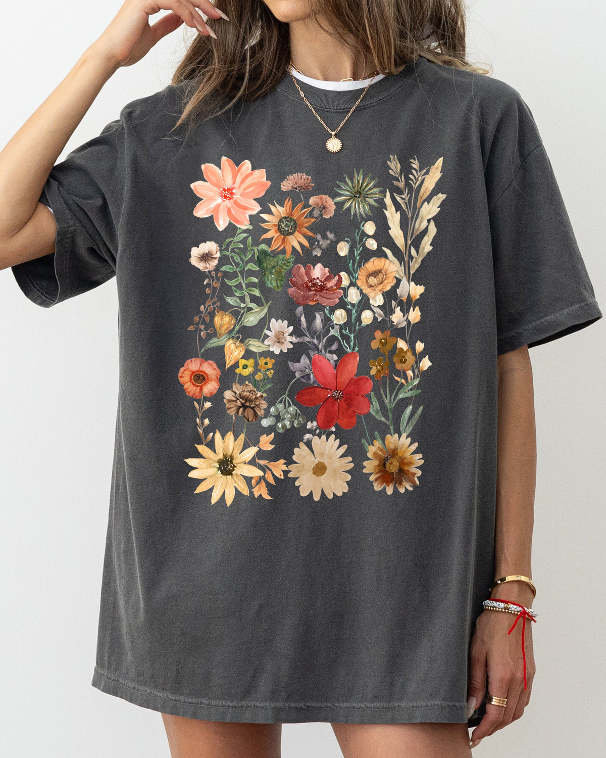 Autumn Pressed Flowers With Botanical Leaves And Rustic Fall Aesthetic For Nature Lovers Comfort Colors Tee