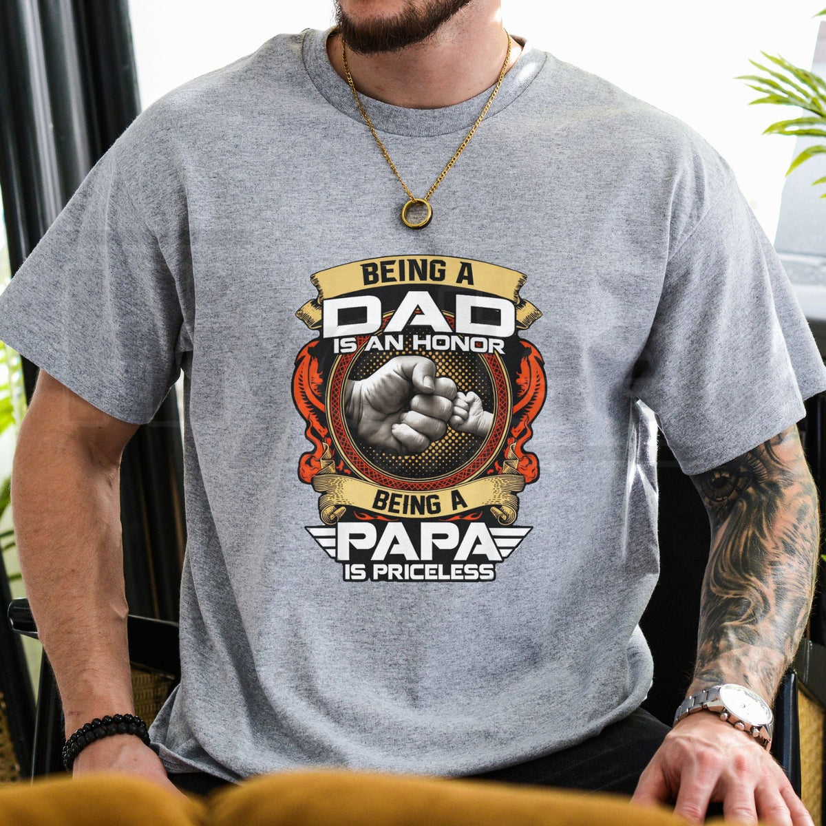 "Being A Papa Is Priceless" Hand Fist Bump – Ultimate Fatherhood Tribute Graphic