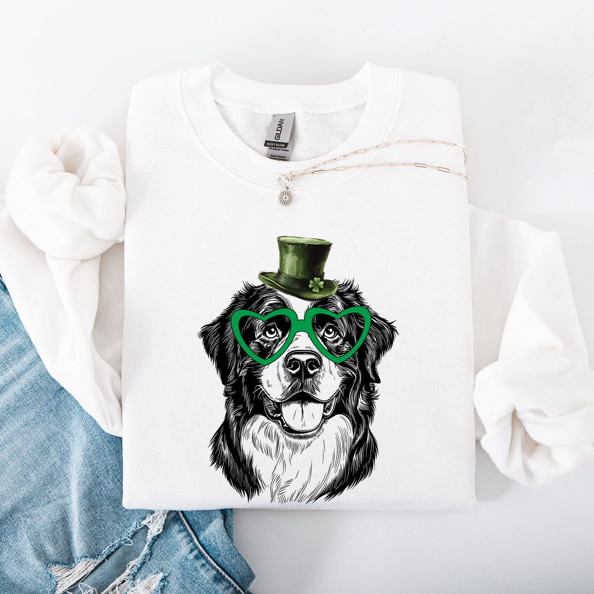 Bernese Mountain Dog Adorable St Patrick's Day Lucky Irish Greeting Cozy Sweatshirt