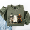 Shimmering Ghost Halloween Black Cats Boo Ghost Cats Retro Gothic Autumn Cat Mama Sweatshirt