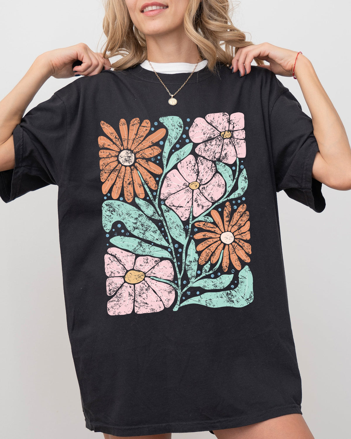 Bohemian Gorgeous Abstract Flowers Boho Floral Design Summer Vibes Gardening Festival Nature Comfort Colors Tee