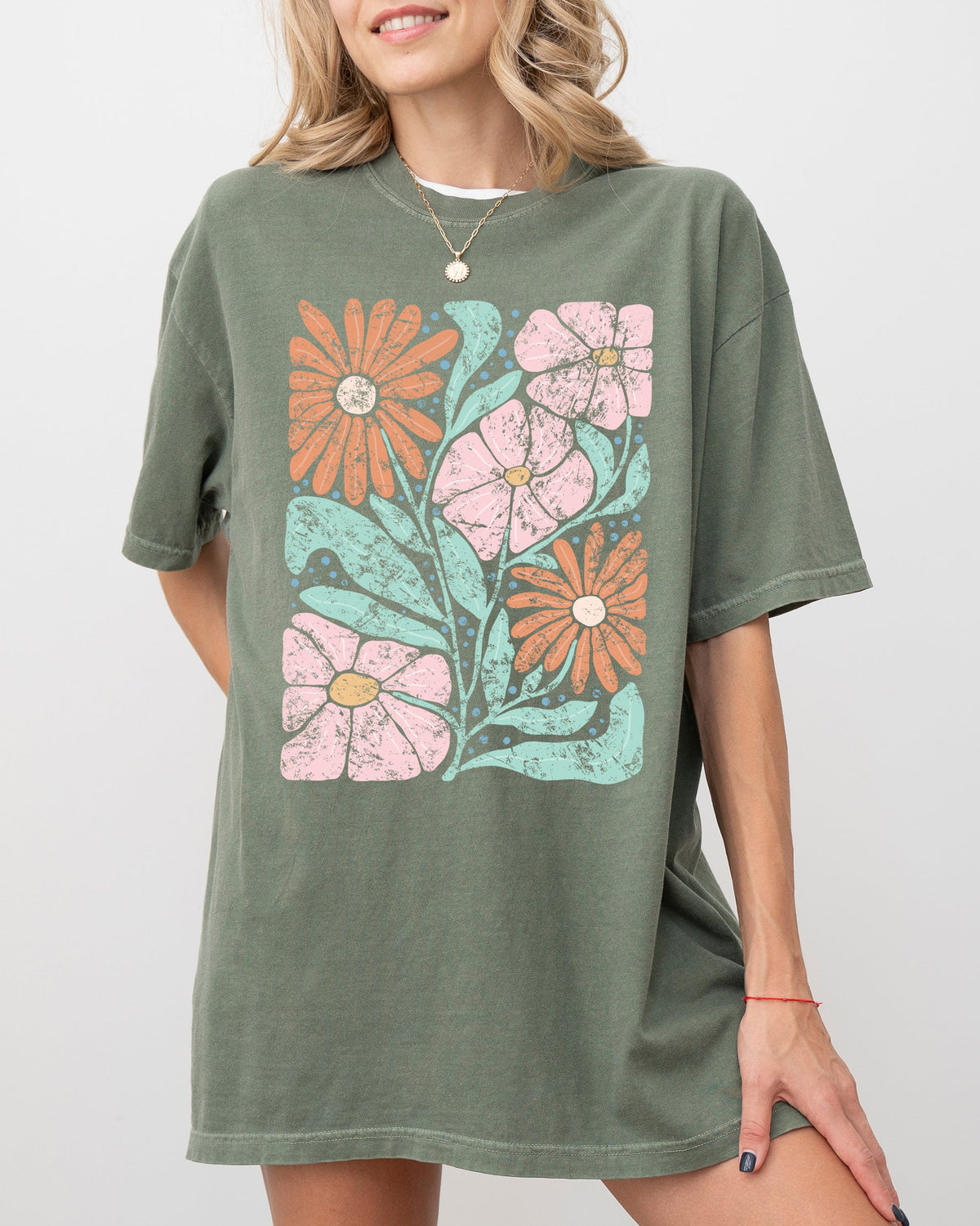 Bohemian Gorgeous Abstract Flowers Boho Floral Design Summer Vibes Gardening Festival Nature Comfort Colors Tee