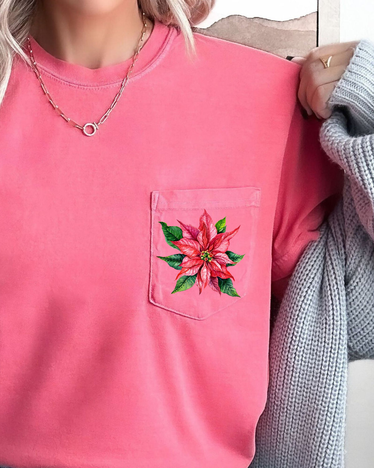 Christmas Flowers Pocket Poinsettia Winter Snow Botanical Xmas Festive Floral Art Print Graphic Tee