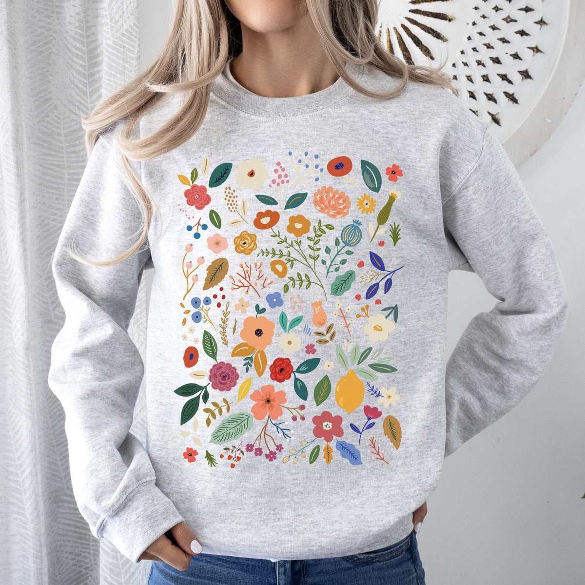 Colorful Delicate Floral Pattern With Leaves and Flowers All Over Graphic Sweatshirt