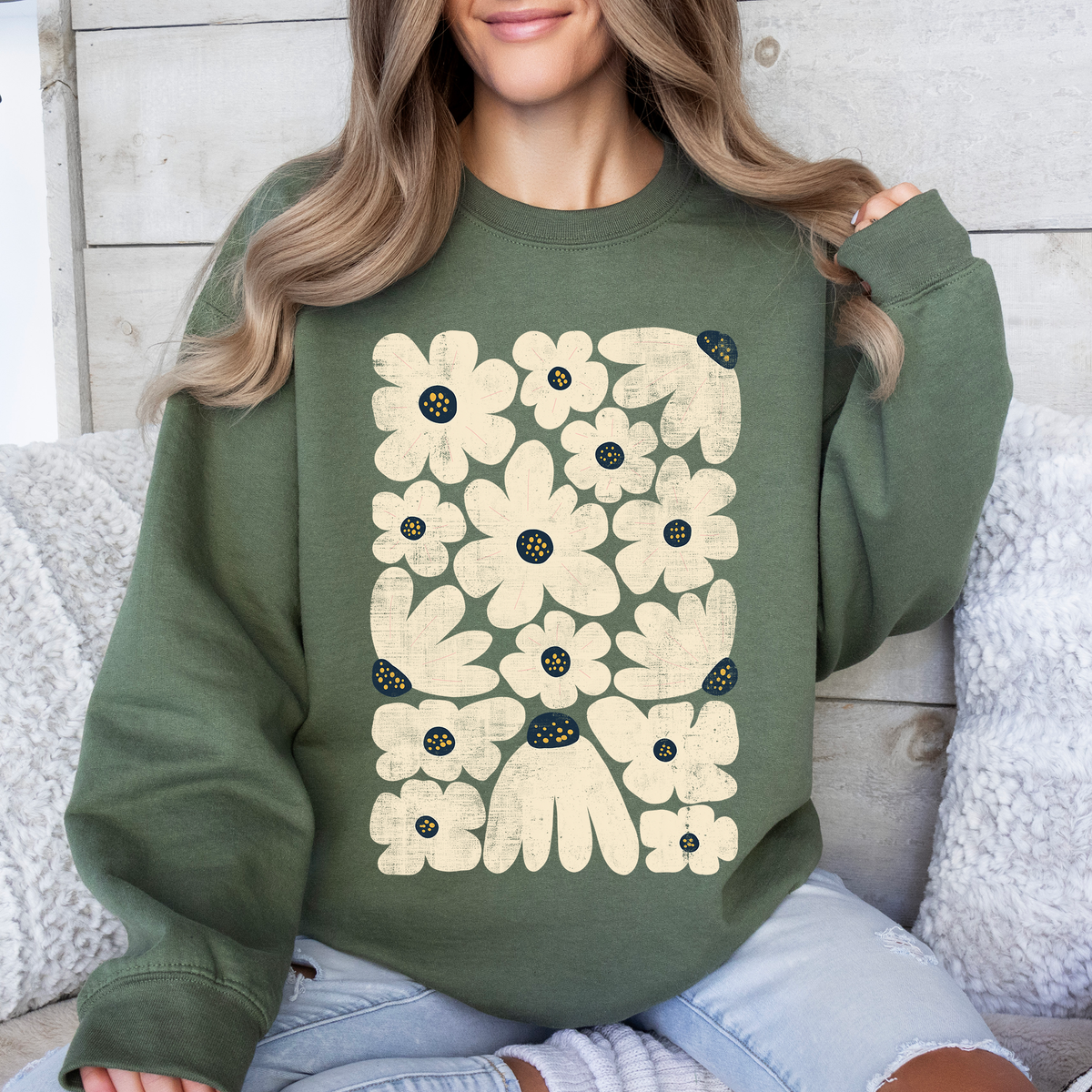 Cream Daisy Allover Floral Vintage Boho Nature Inspired Cozy Fall Print Sweatshirt