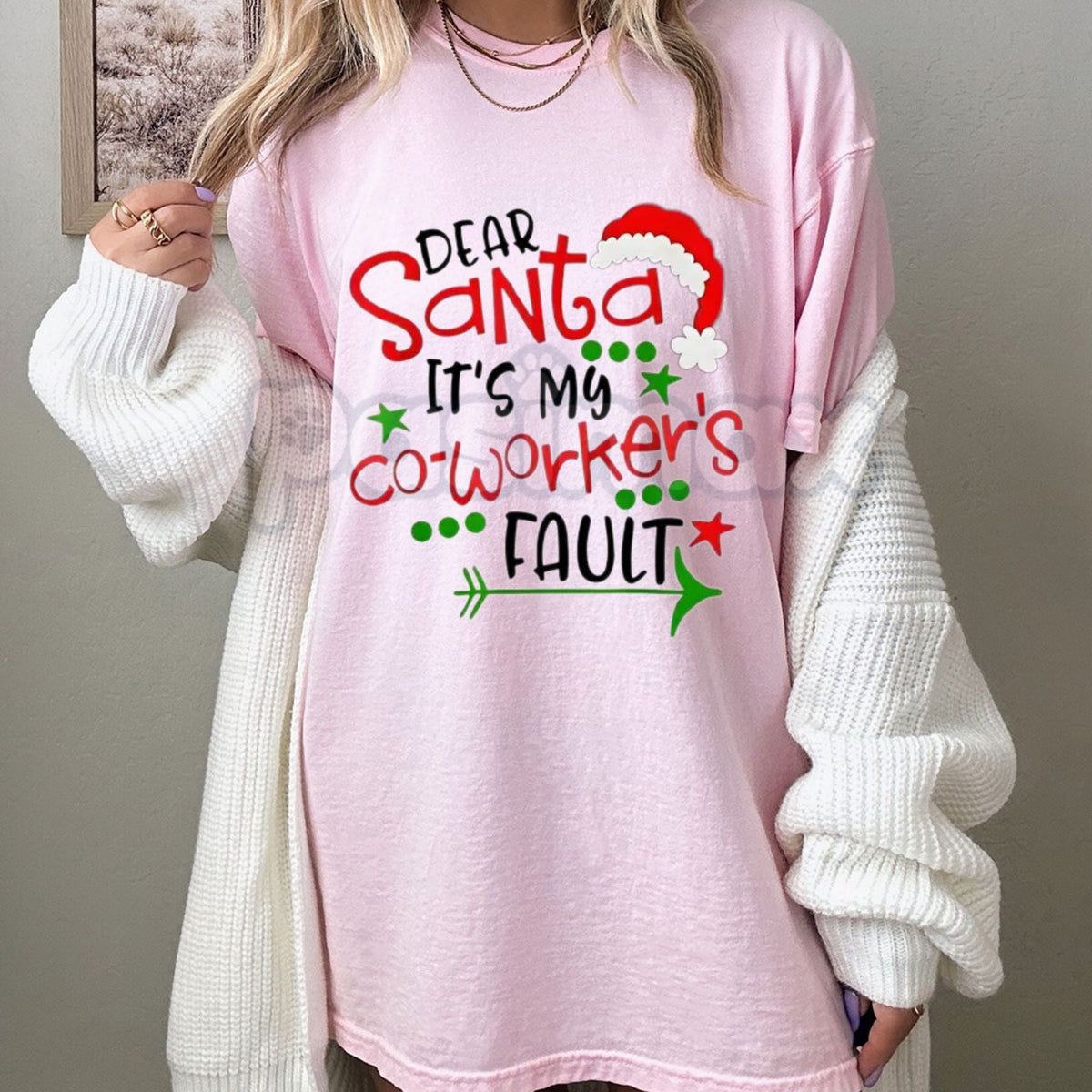 "Dear Santa It's My Coworker's Fault" T-Shirt - Funny Office Christmas Gift Women Plus Size, Santa Hat Print Holiday Tee, Workplace Humor Apparel