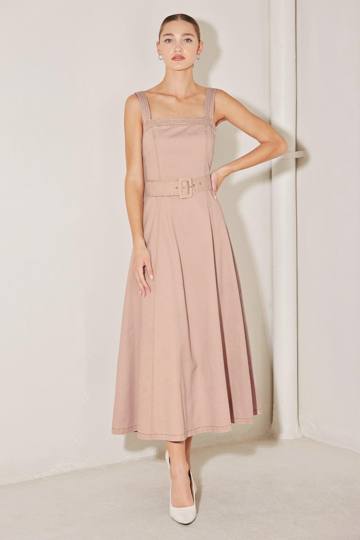ELEVATED NEUTRAL BLUSH WOVEN MIDI DRESS