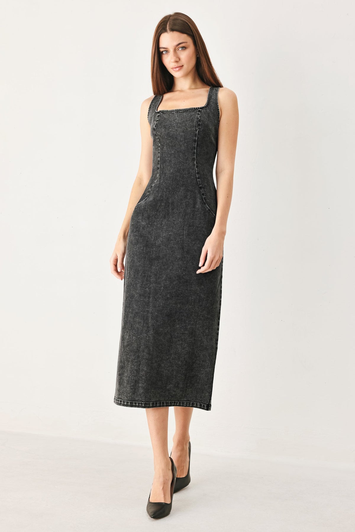 URBAN CHIC DENIM MIDI DRESS