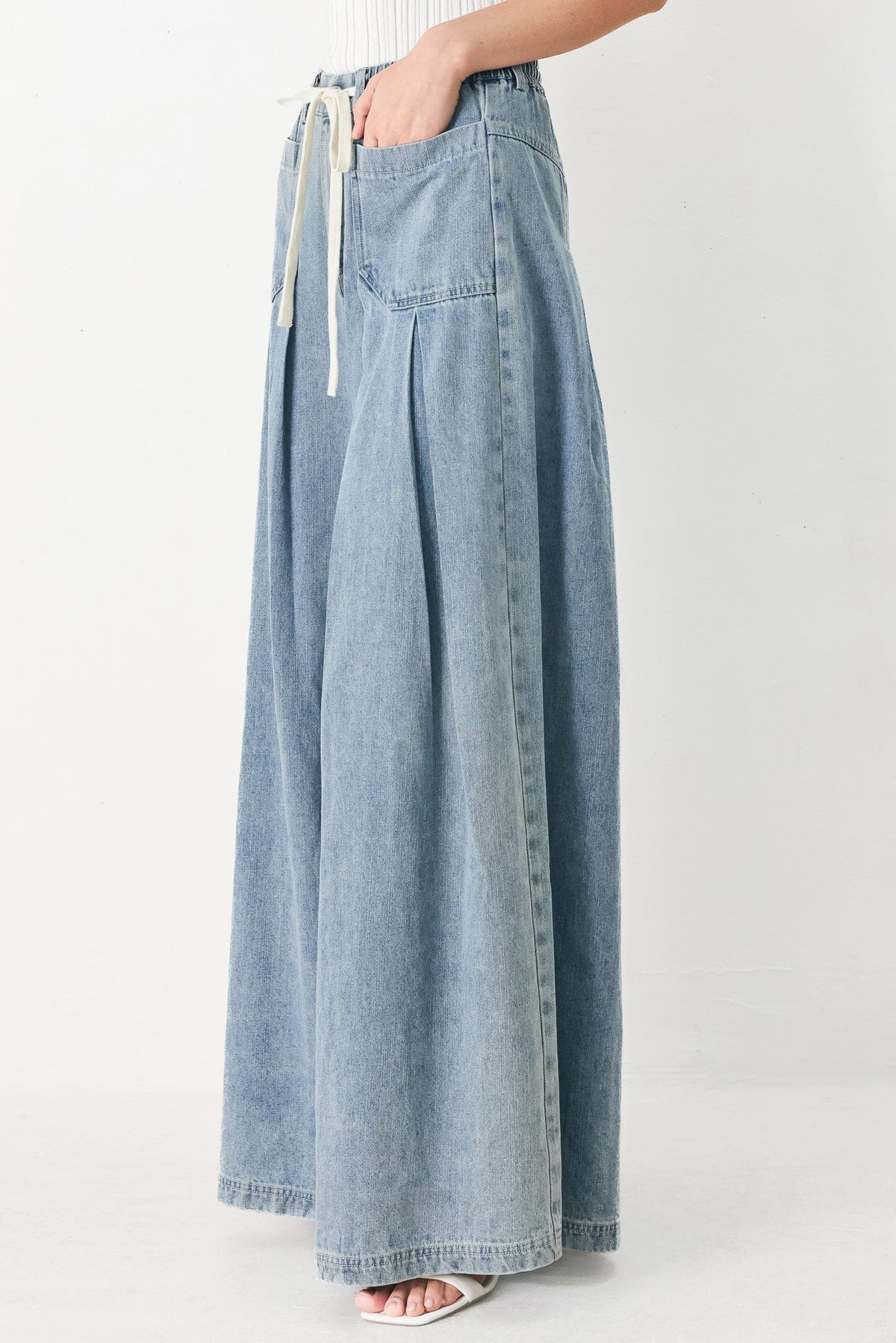 CLOUD WASH PALAZZO DENIM PANTS
