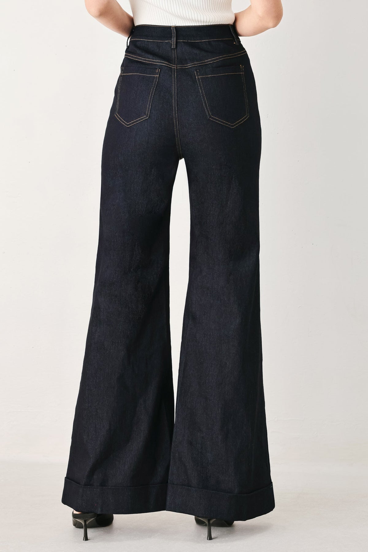 CONTRAST STITCH DENIM PANTS
