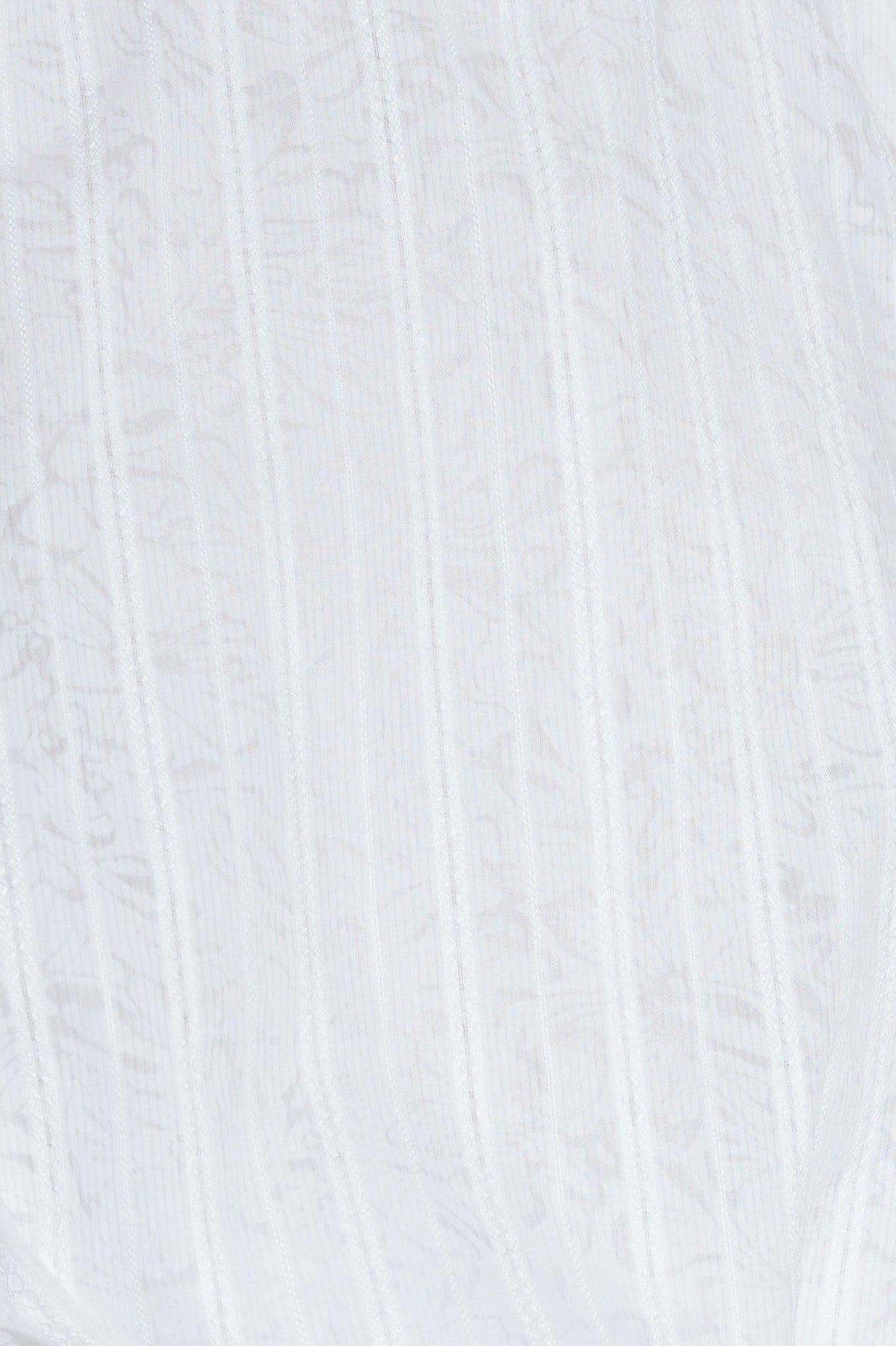 TIMELESS WITH EDGE WOVEN LACE TOP