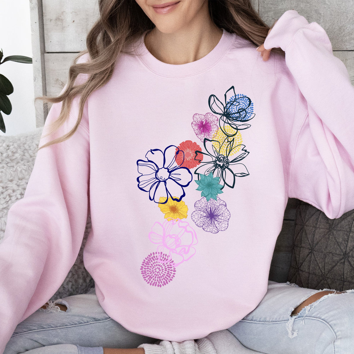 Floral Outlines With Leaves And Flowers In Colorful Graphic Design For Everyday Wear Sweatshirt