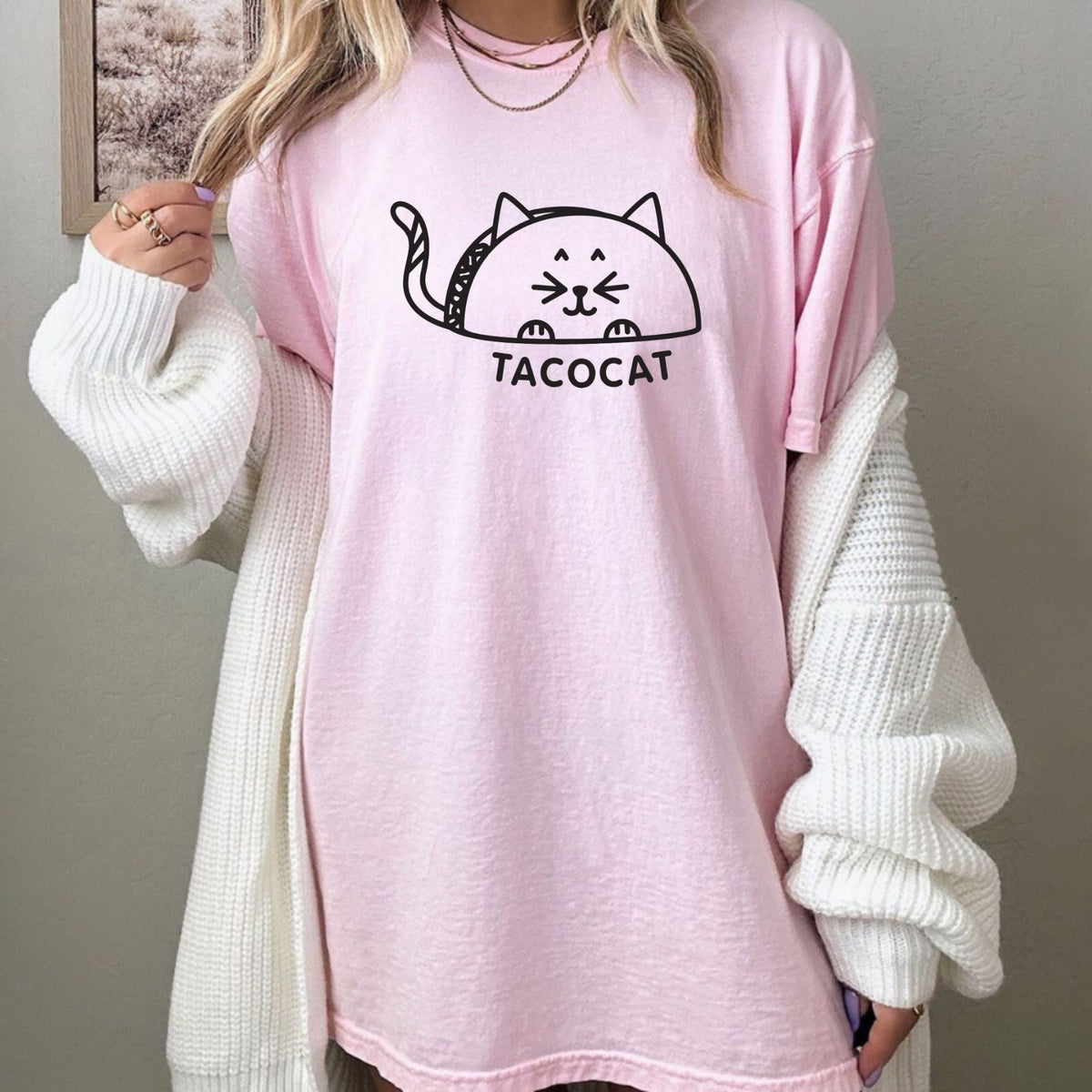 Funny Tacocat Tee - Cute Palindrome Cat Taco Shirt, Apparel for Food & Cat Lovers