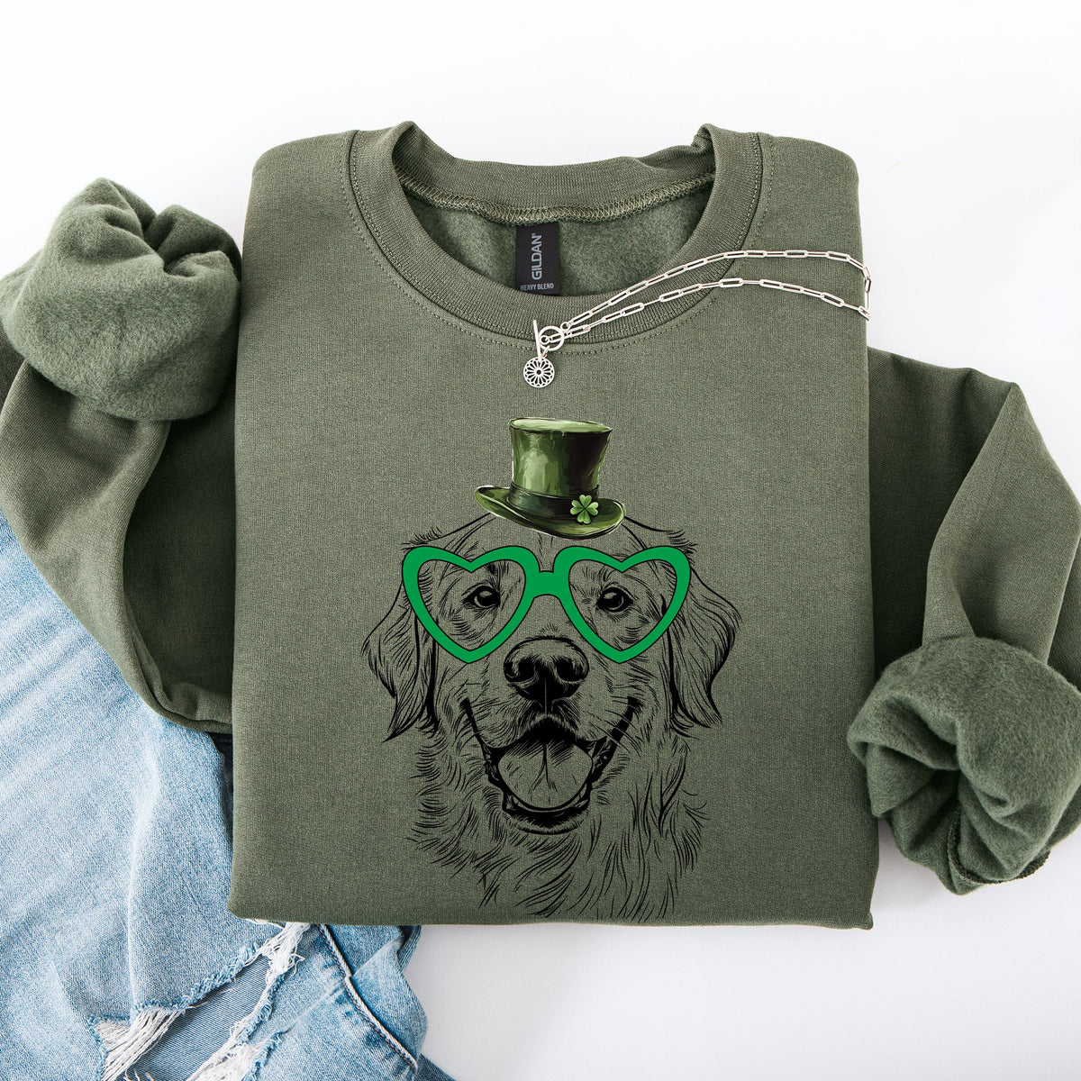 Golden Retriever Adorable Dog St Patrick's Day Lucky Irish Celebration For Dog Lovers Sweatshirt
