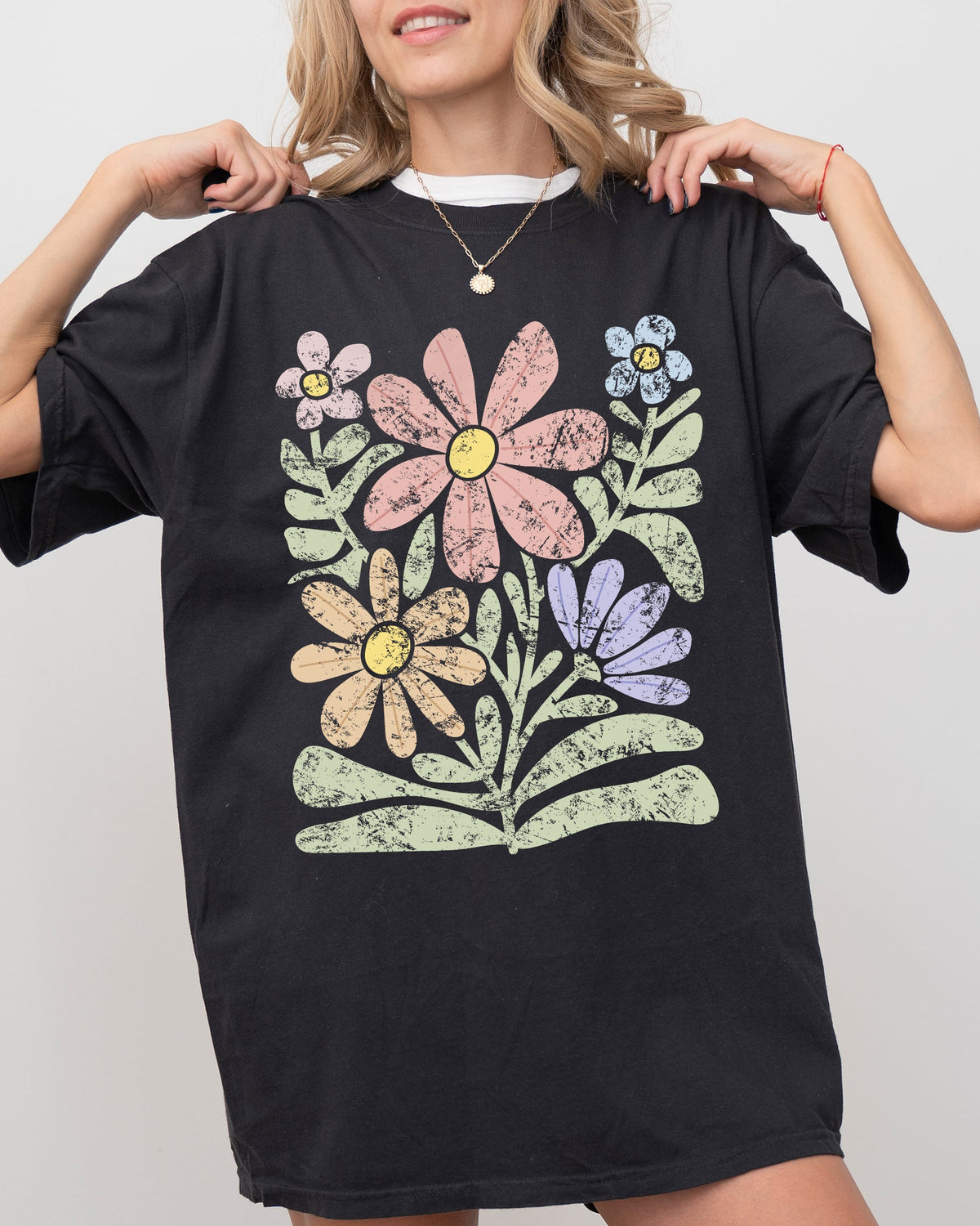 Groovy Gorgeous Abstract Flowers Boho Floral Design Summer Vibes Gardening Festival Nature Inspired Comfort Colors Tee