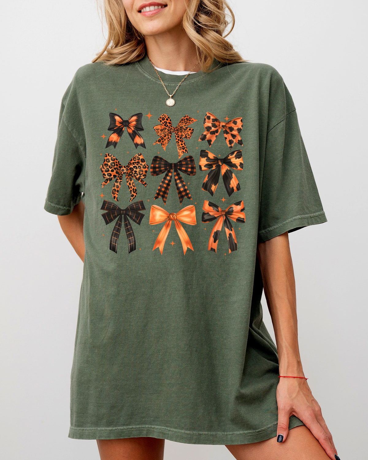 Halloween Bows Girly Ribbons Coquette Spooky Autumn Fall Thanksgiving Comfort Colors Tee