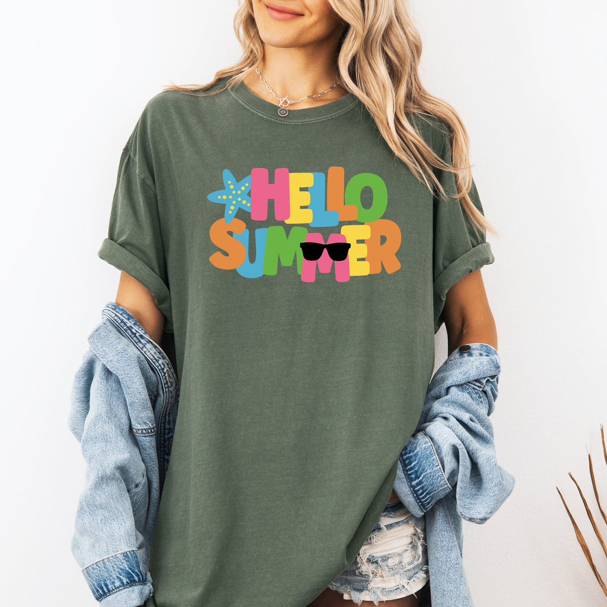 Hello Summer Colorful Retro Beach Vibes Festival Print Summer Splash Edition Comfort Colors Tee