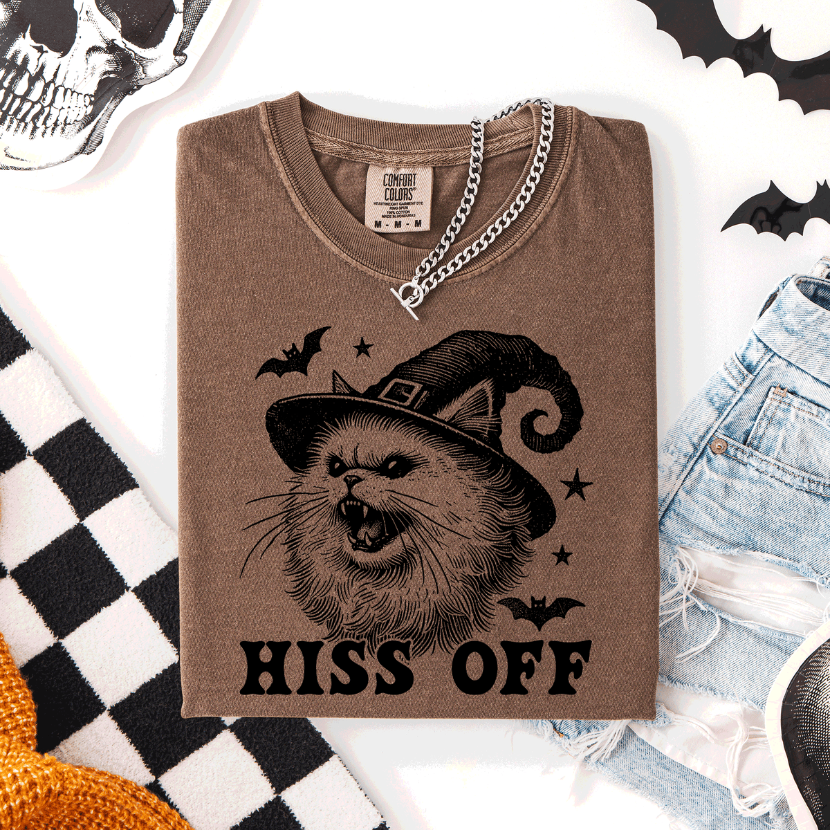 Hiss Off Cat Halloween Witch Funny For Cat Lovers And Halloween Enthusiasts Comfort Colors Tee
