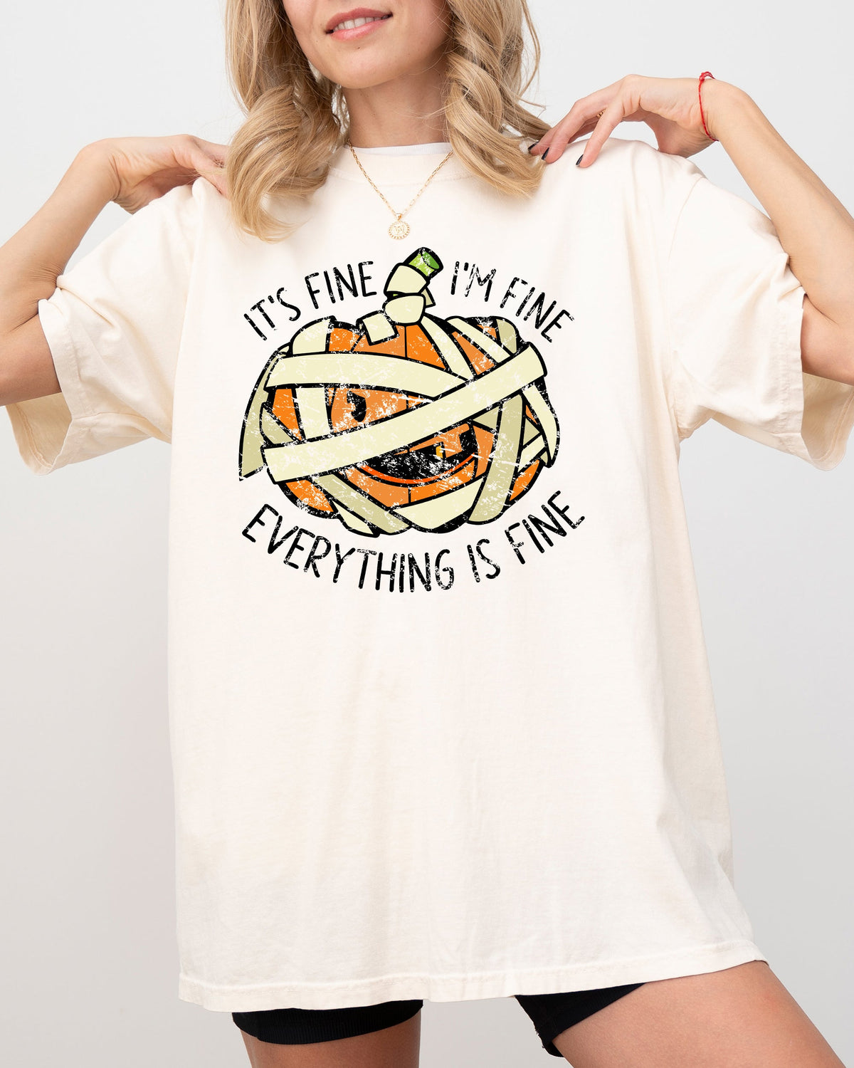It's Fine, I'm Fine, Everything Is Fine Pumpkin Halloween Jack-O-Lantern Spooky Fall Autumn Comfort Colors Tee