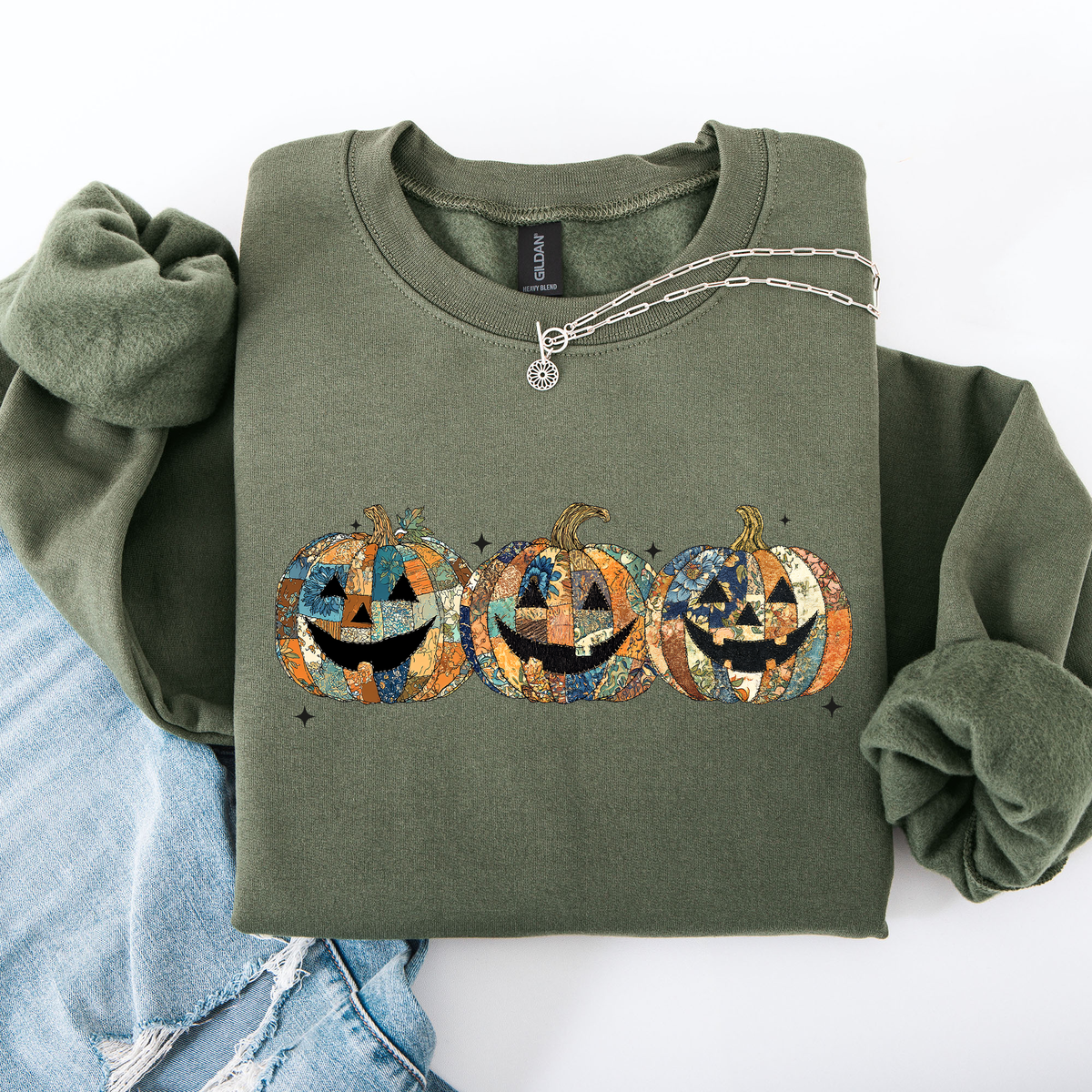 Jack O Lanterns Faux Quilt Pumpkin Halloween Autumn Festive Cozy Classic Sweatshirt
