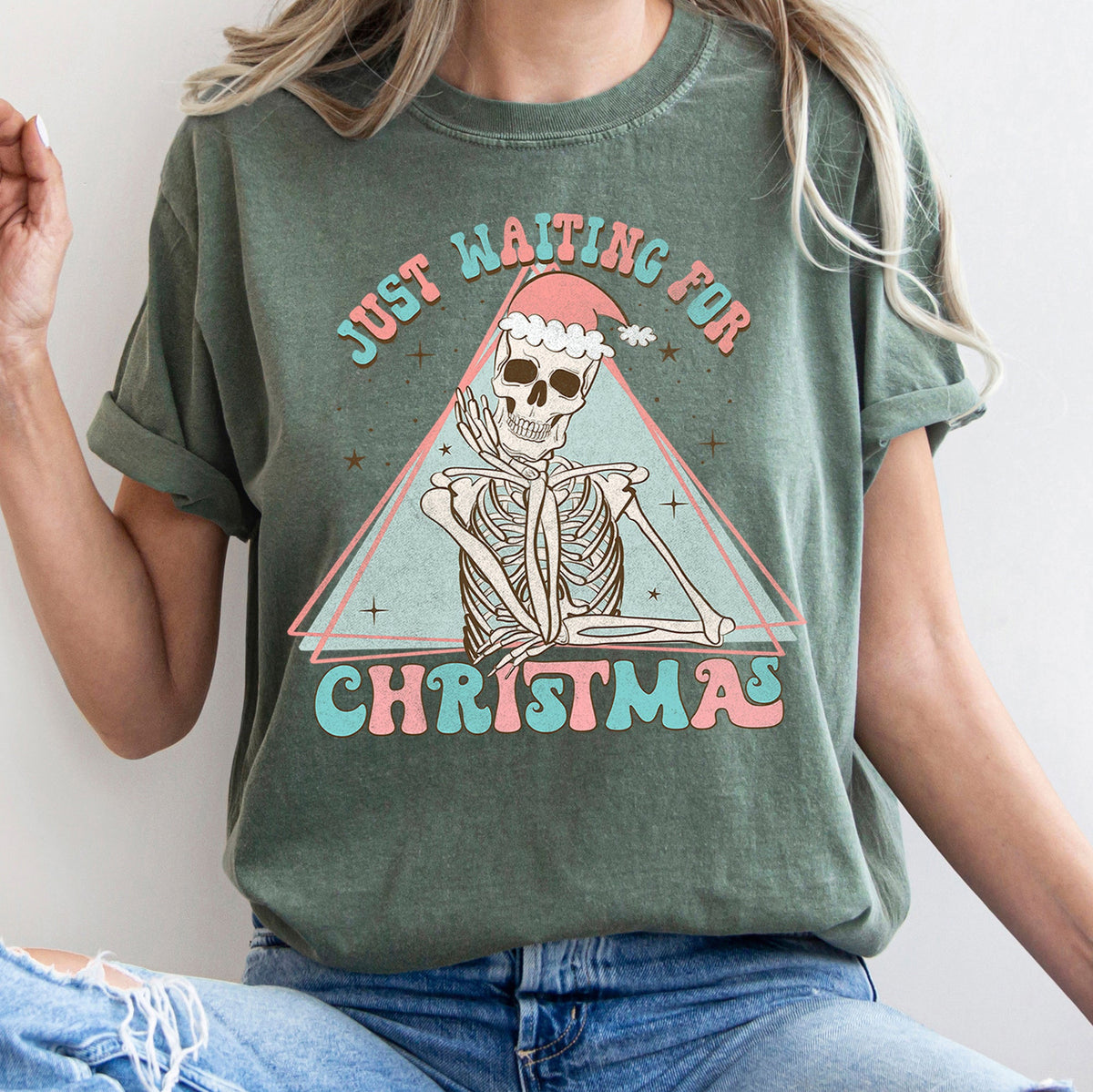 Just Waiting For Christmas Skeleton Retro Classic Graphic Artwork Comfort Colors Tee