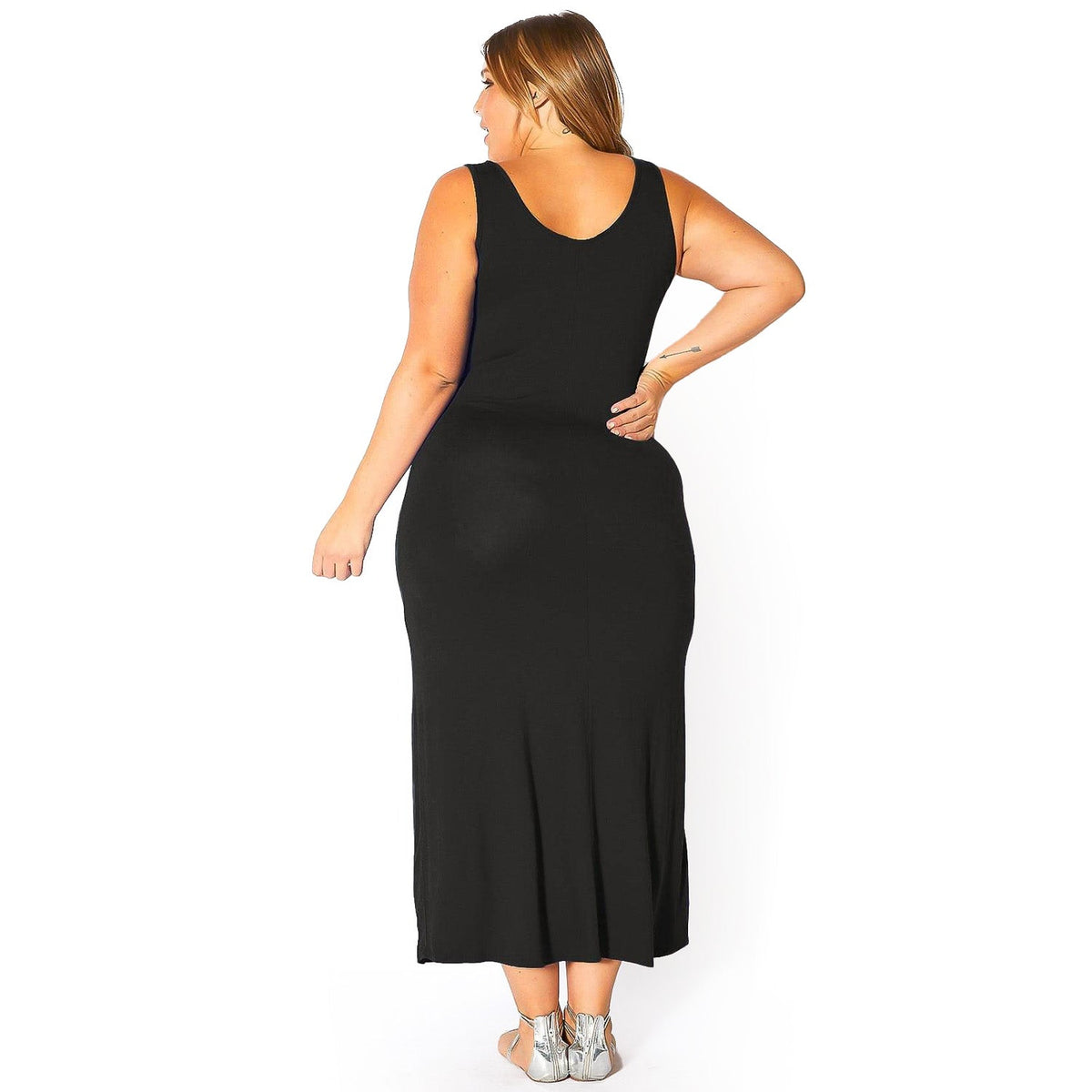 Plus Size Round Neck Sleeveless Maxi Dress
