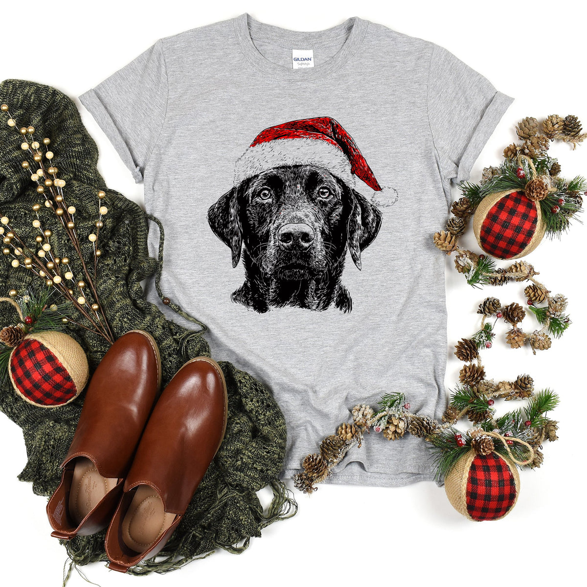 Black Lab Santa Claus Christmas Dog Lover Portrait With Cozy Festive Spirit Comfort Colors Tee