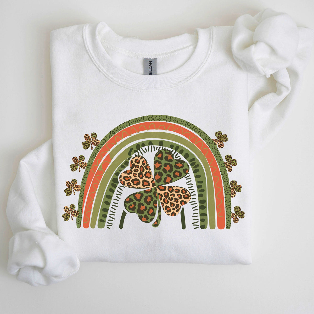 Leopard Rainbow Shamrock St Patrick's Day Clover Lucky Irish Lucky Charm Sweatshirt