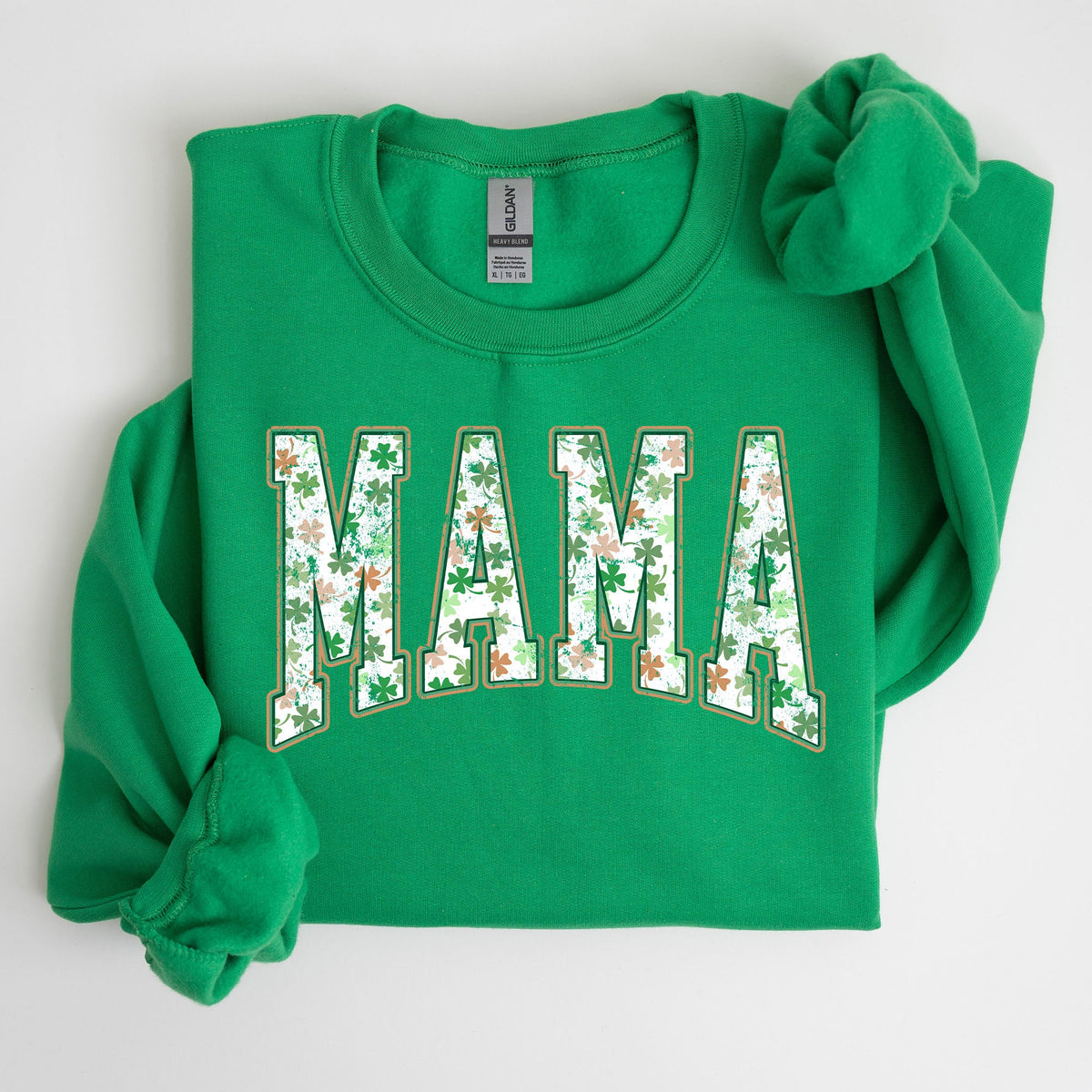 Mama Retro Cozy St. Paddy's Day Clover Shamrock Lucky Irish Lucky Charm Sweatshirt