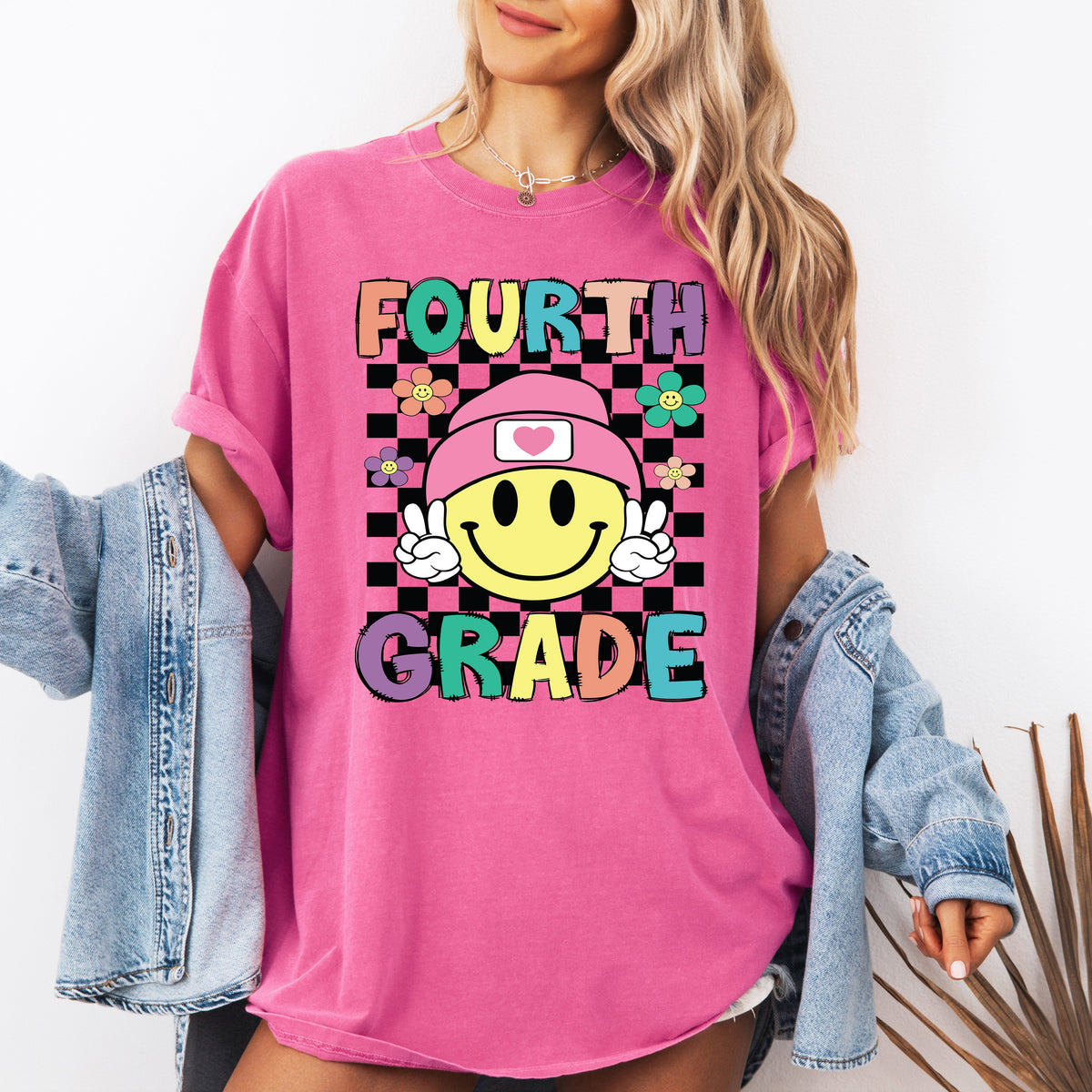 Fourth Grade Smiley Face Teacher Back To School First Day Teacher Appreciation Comfort Colors Tee