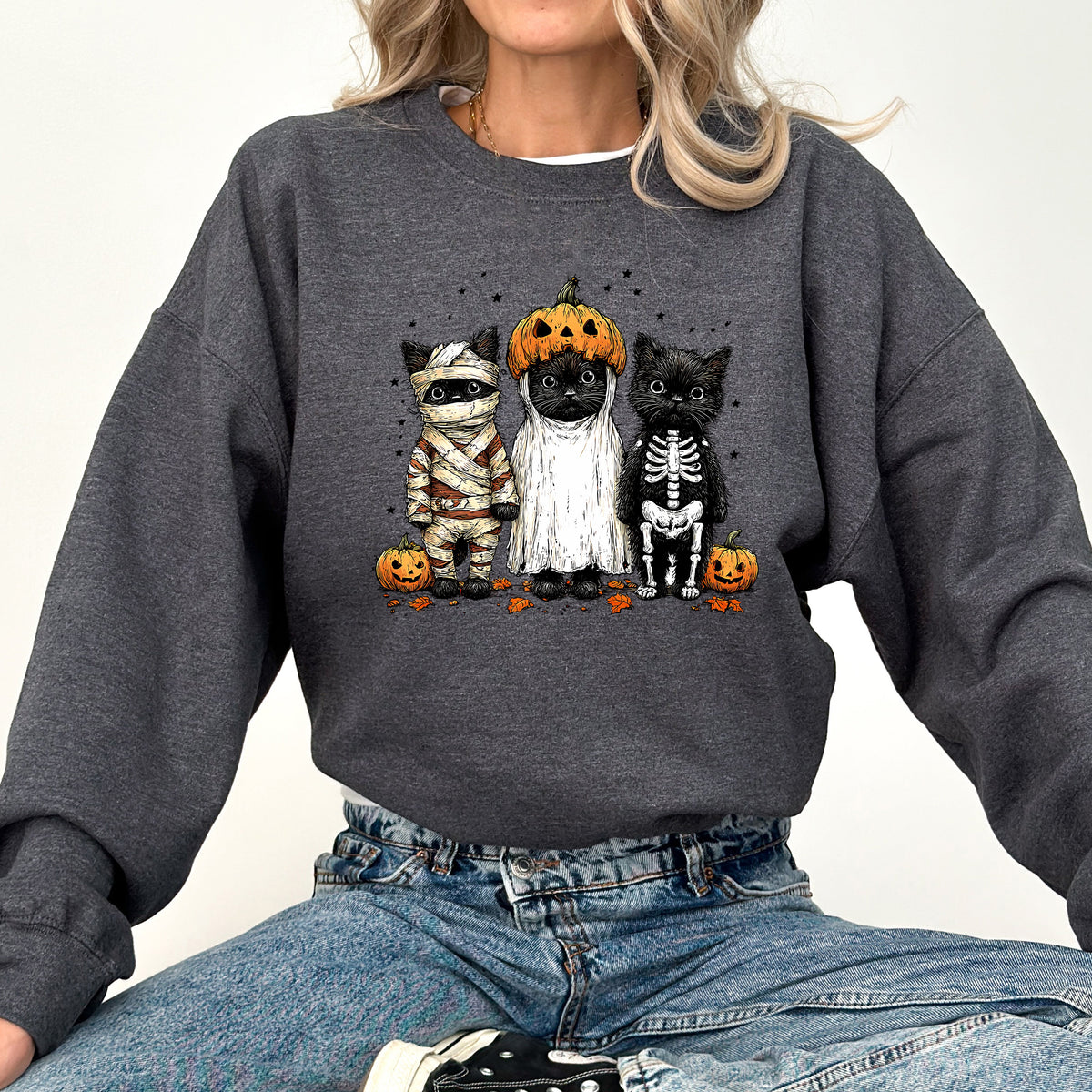 Funny Halloween Cats Retro Ghost Pumpkin Vintage Nostalgic Spooky Season Graphic Sweatshirt