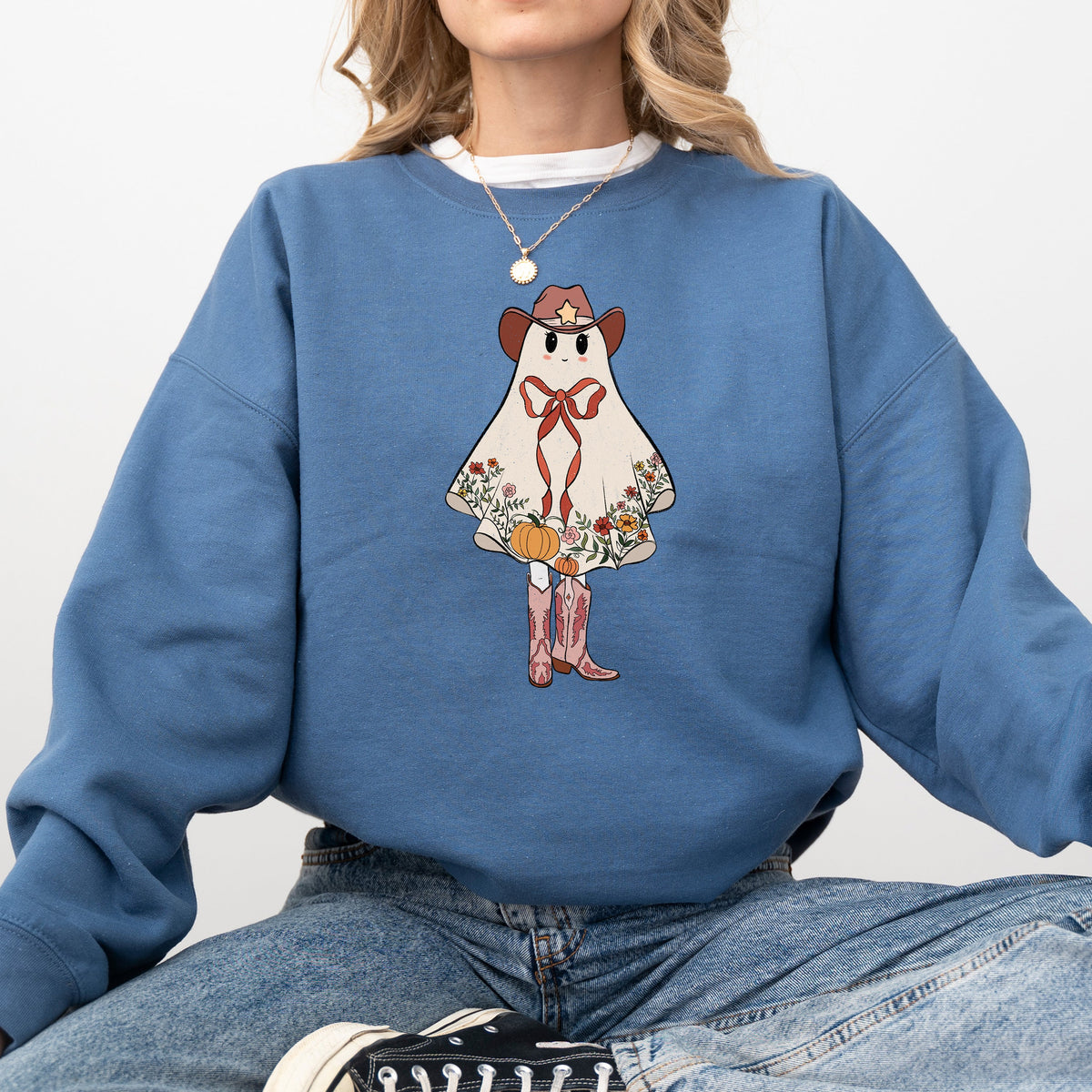 Cute Cowgirl Ghost Halloween Western Vintage Pumpkin Spooky Retro Graphic Sweatshirt