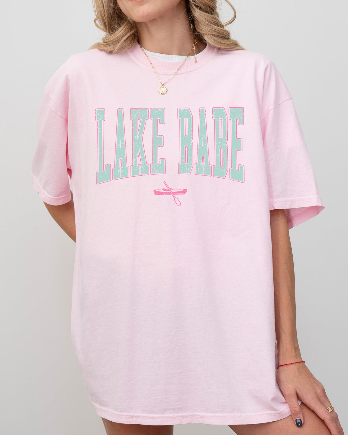 Lake Babe Hot Girl Summer Vacation Outdoors Canoe Boating Beach Swimming Comfort Colors Tee