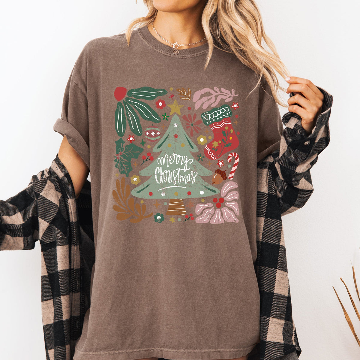 Merry Christmas Green Floral Flowers Winter Holiday Garden Motif Classic Keepsake Comfort Colors Tee