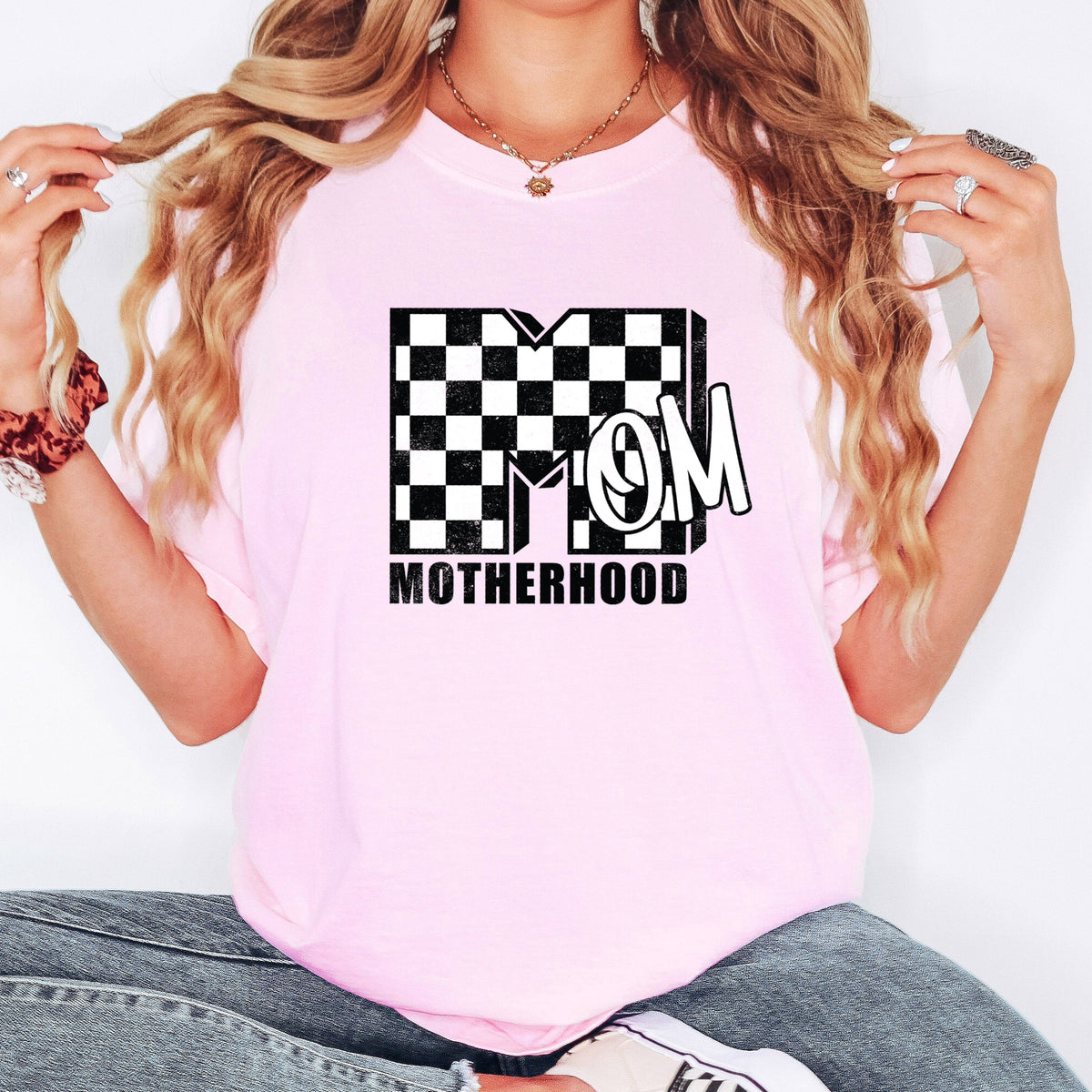 Mom MTV Retro Checkerboard Motherhood Nostalgia Edition Deluxe Comfort Colors Tee