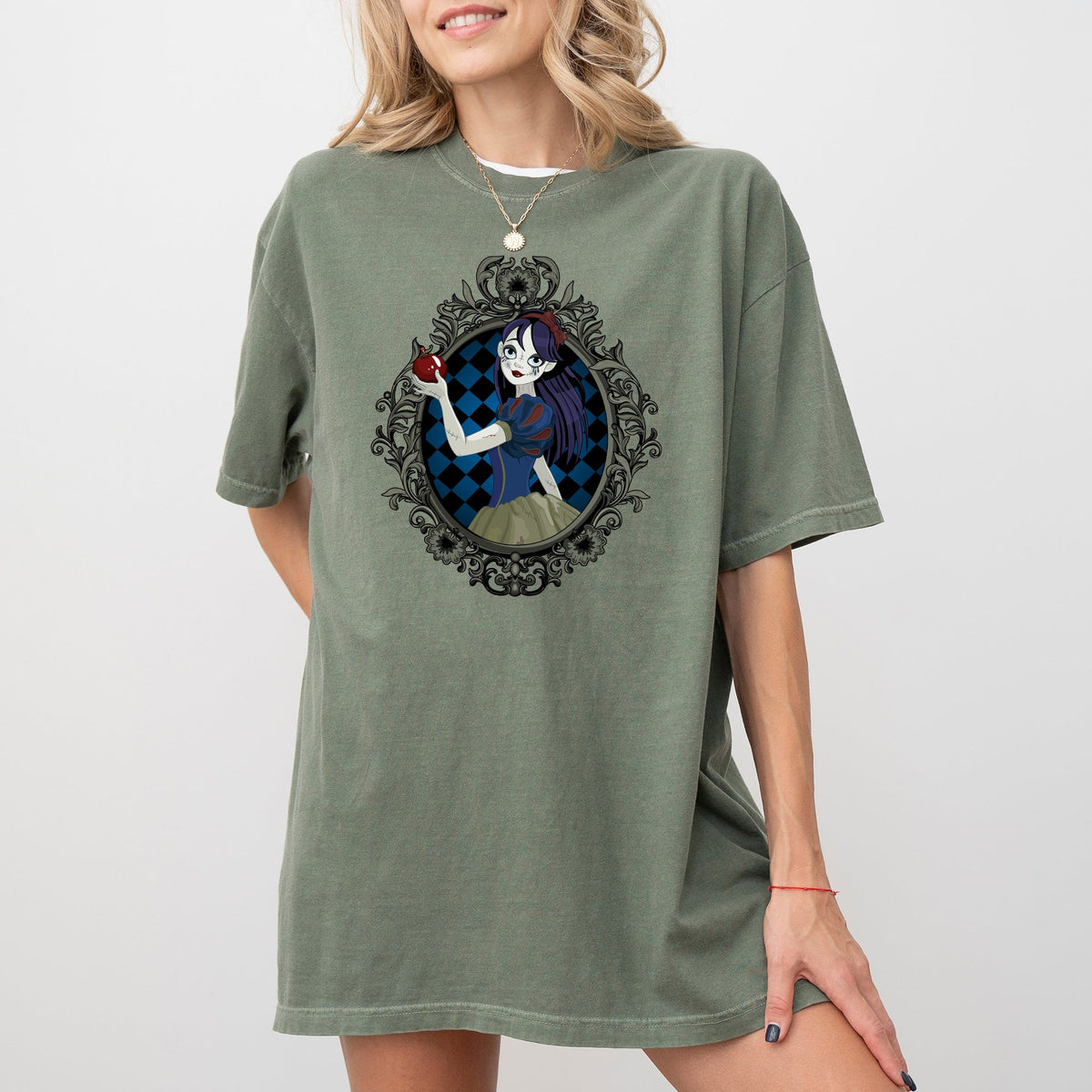 Snow White Princess Skeleton Witch Aesthetic Meme Halloween Spooky Costume Comfort Colors Tee