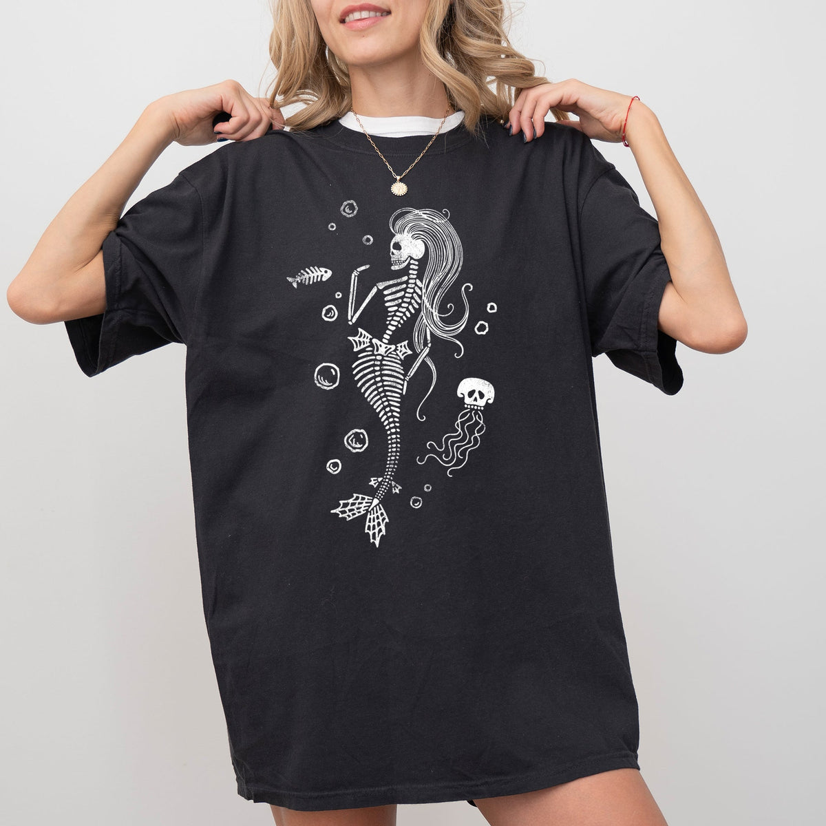 Skeleton Mermaid Ghost Witch Skull Halloween Meme Aesthetic Spooky Funny Costume Comfort Colors Tee