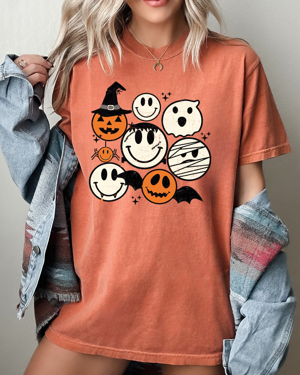 Retro Spooky Faces Halloween Skeleton Witch Skull Meme Aesthetic Comfort Colors Tee